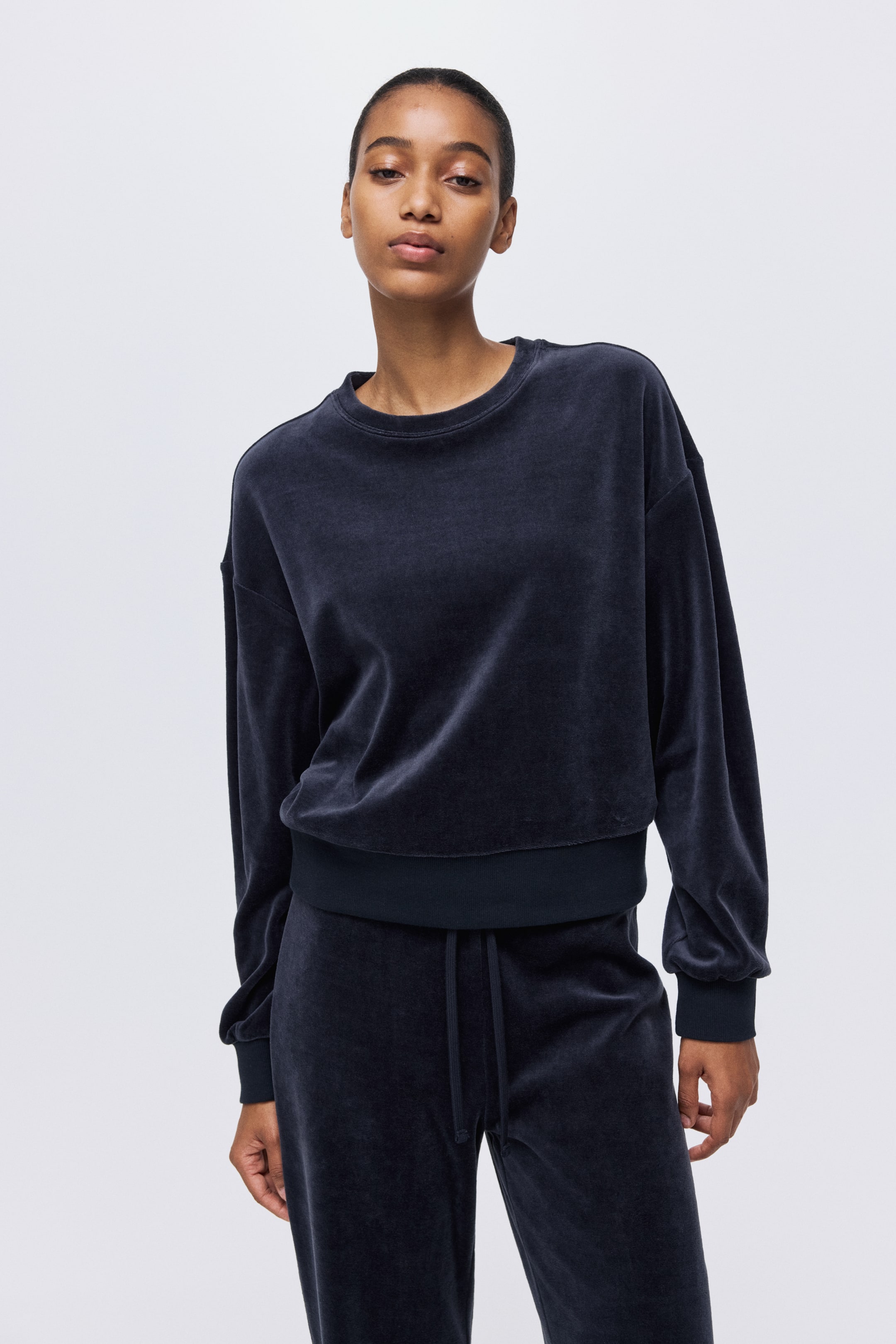 拡大画像を表示: ベロアトップス - ダークブルー - レディース | H&M JP 4