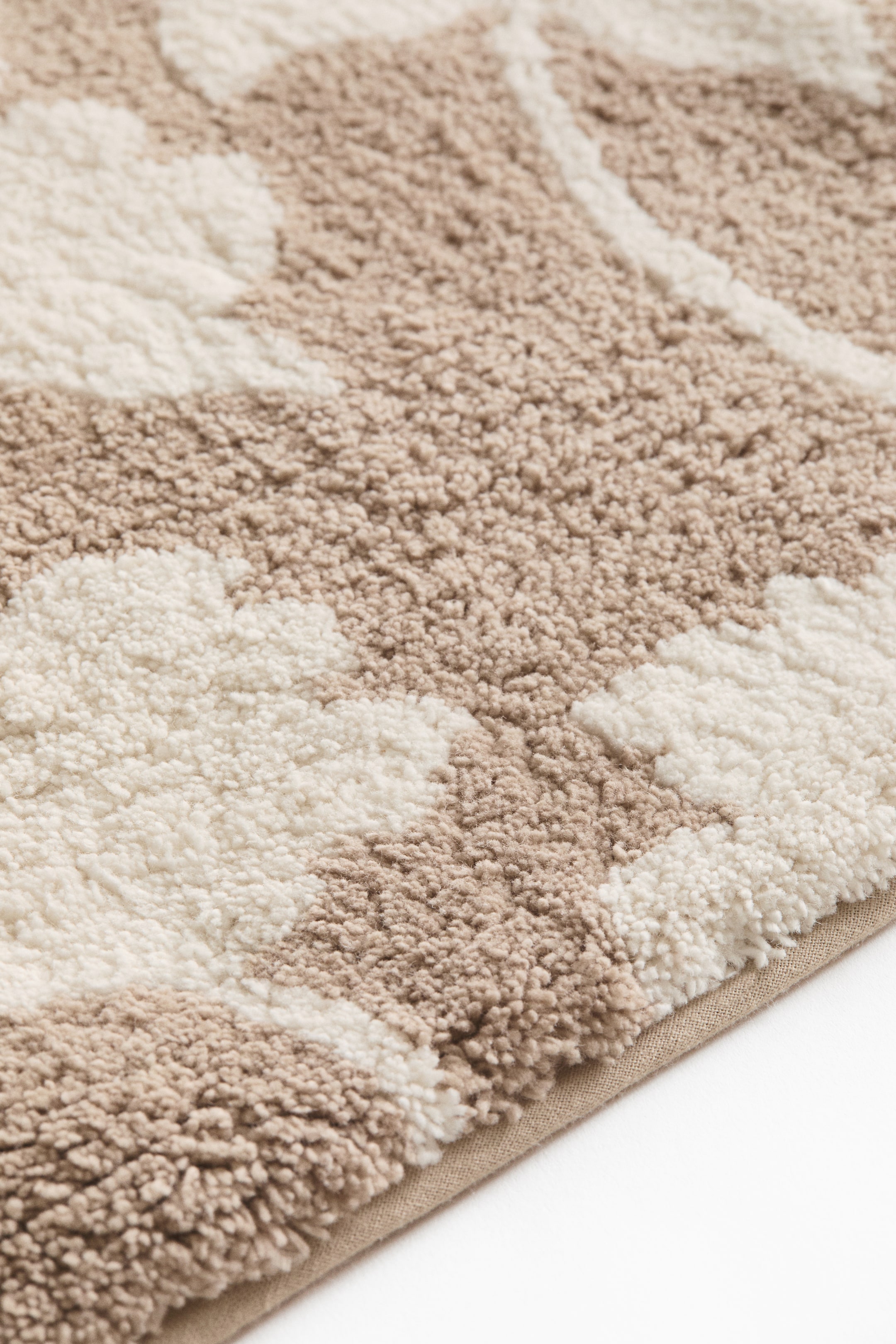 Tufted Cotton Bath Mat