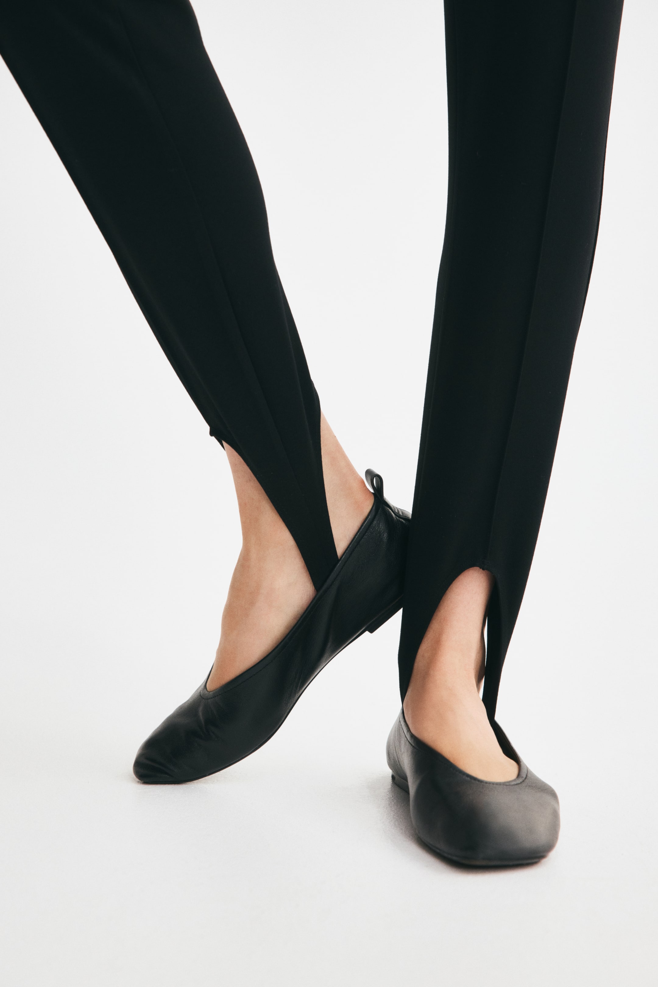 Crease-Front Stirrup Leggings