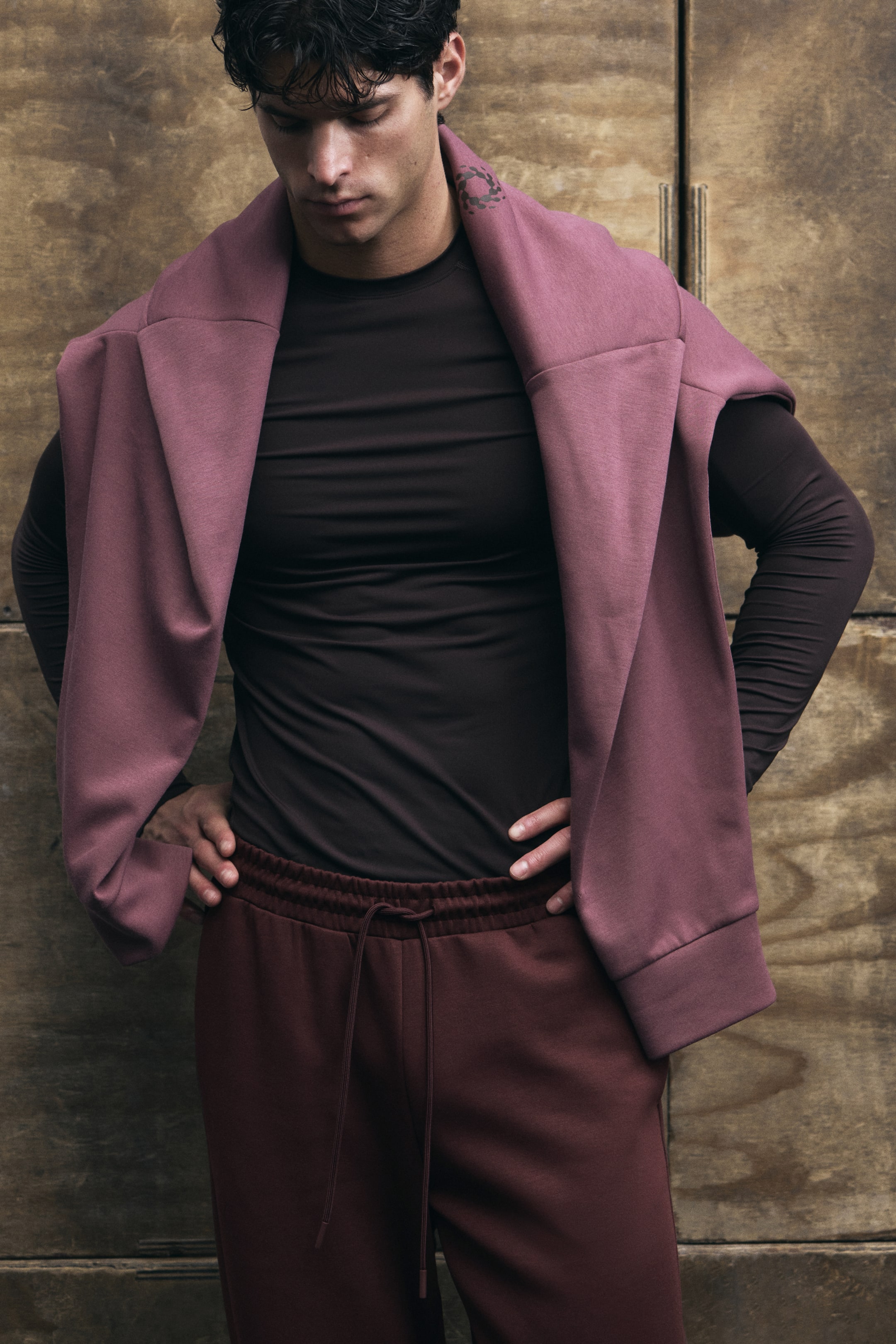 View larger image: Regular Fit Sports joggers - Burgundy - Men | H&M IE 4