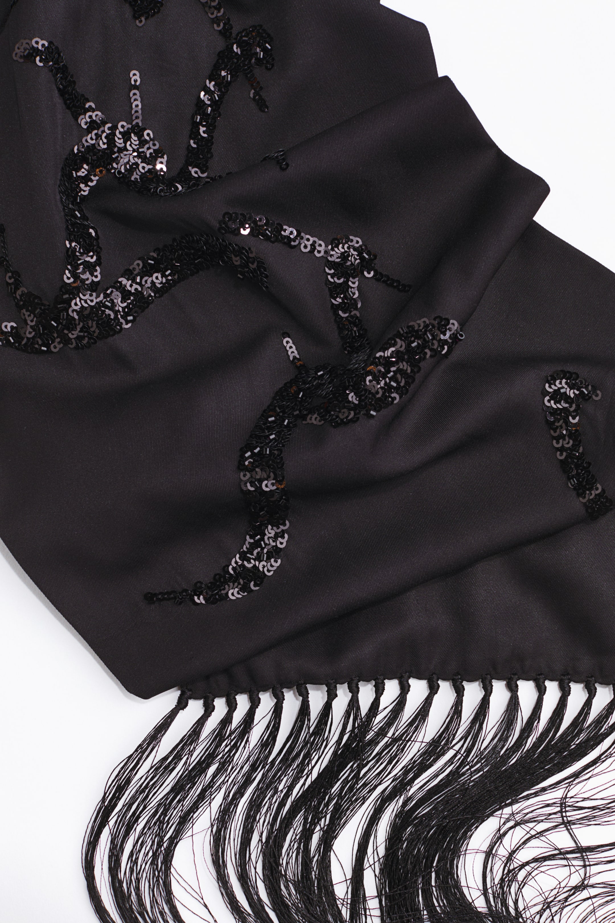Vezi imaginea mai mare: Eșarfă de satin decorată - Negru - FEMEI | H&M RO 6