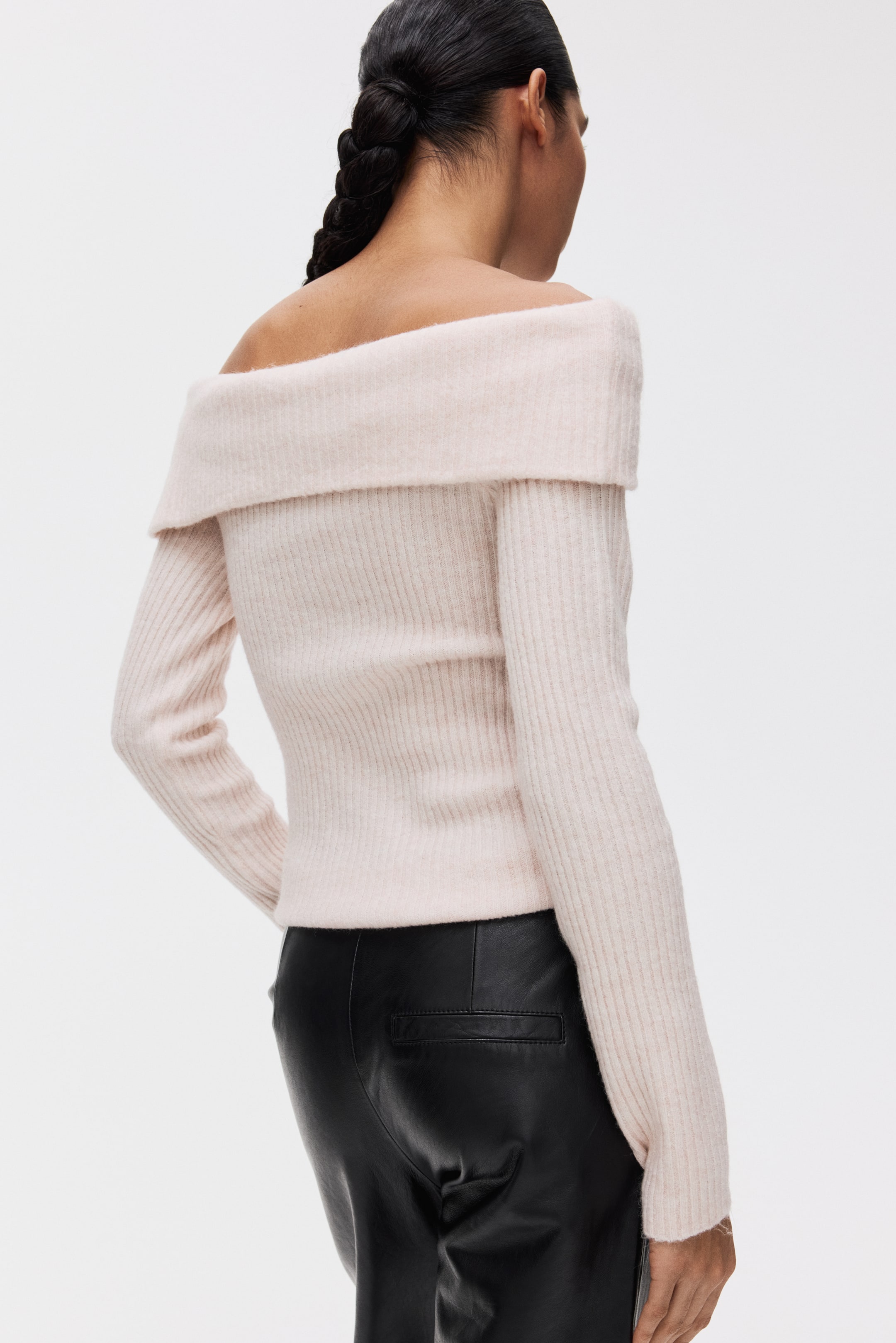 View larger image: Rib-knit off-the-shoulder top - Pale pink - Ladies | H&M HK 4