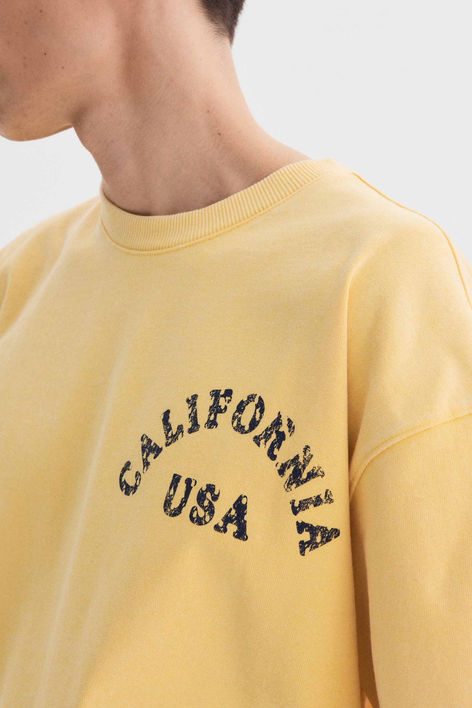 Oversized Fit Boxy-style t-shirt - Yellow/California/Dark brown/Reality Bites/Black/Golden Sunset/Dark grey/Soho Nyc/Dark blue/Run Wild/Bright red/Sunset/Grey - 6
