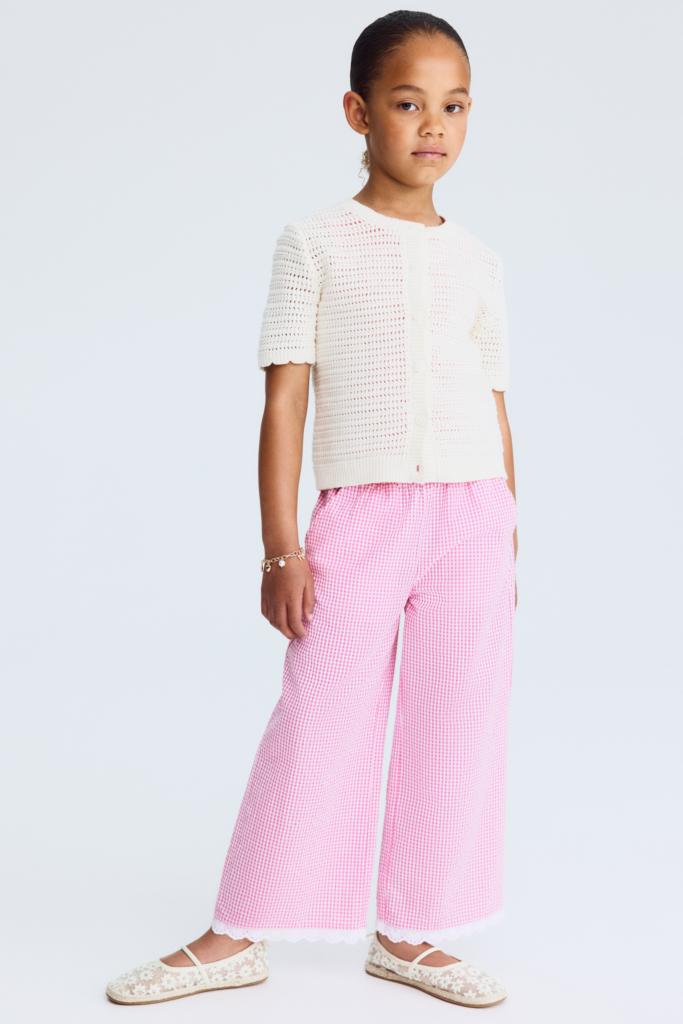 Light pink/floral Lace-trimmed seersucker trousers for kids | H&M US