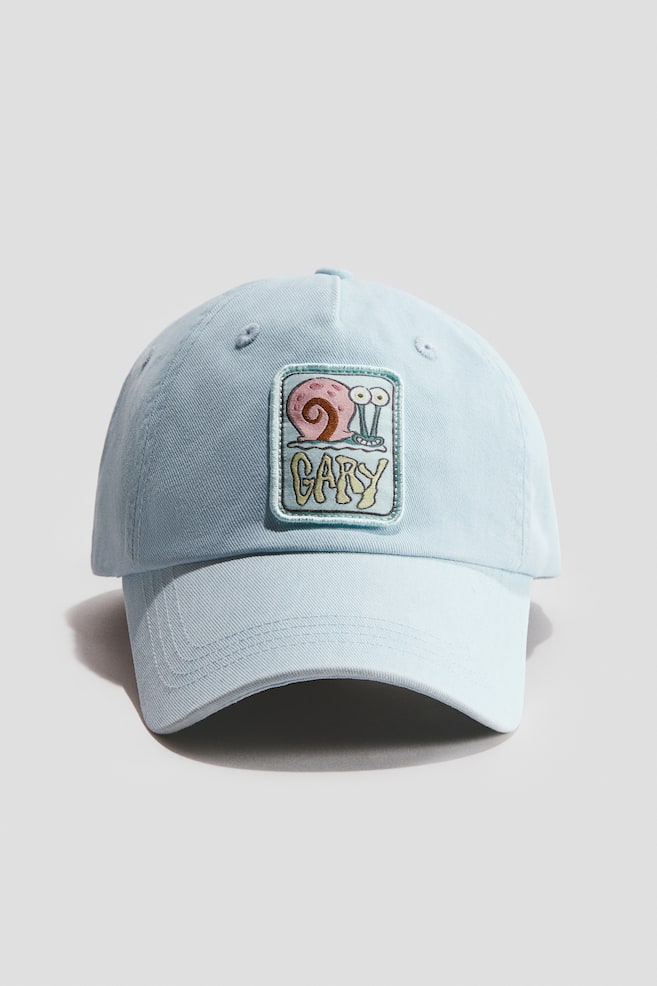 Casquette en sergé de coton avec motifs brodés - Bleu clair/Bob l'éponge/Bleu foncé/Les Simpson/Blanc/PlayStation/Noir/Minecraft - 1