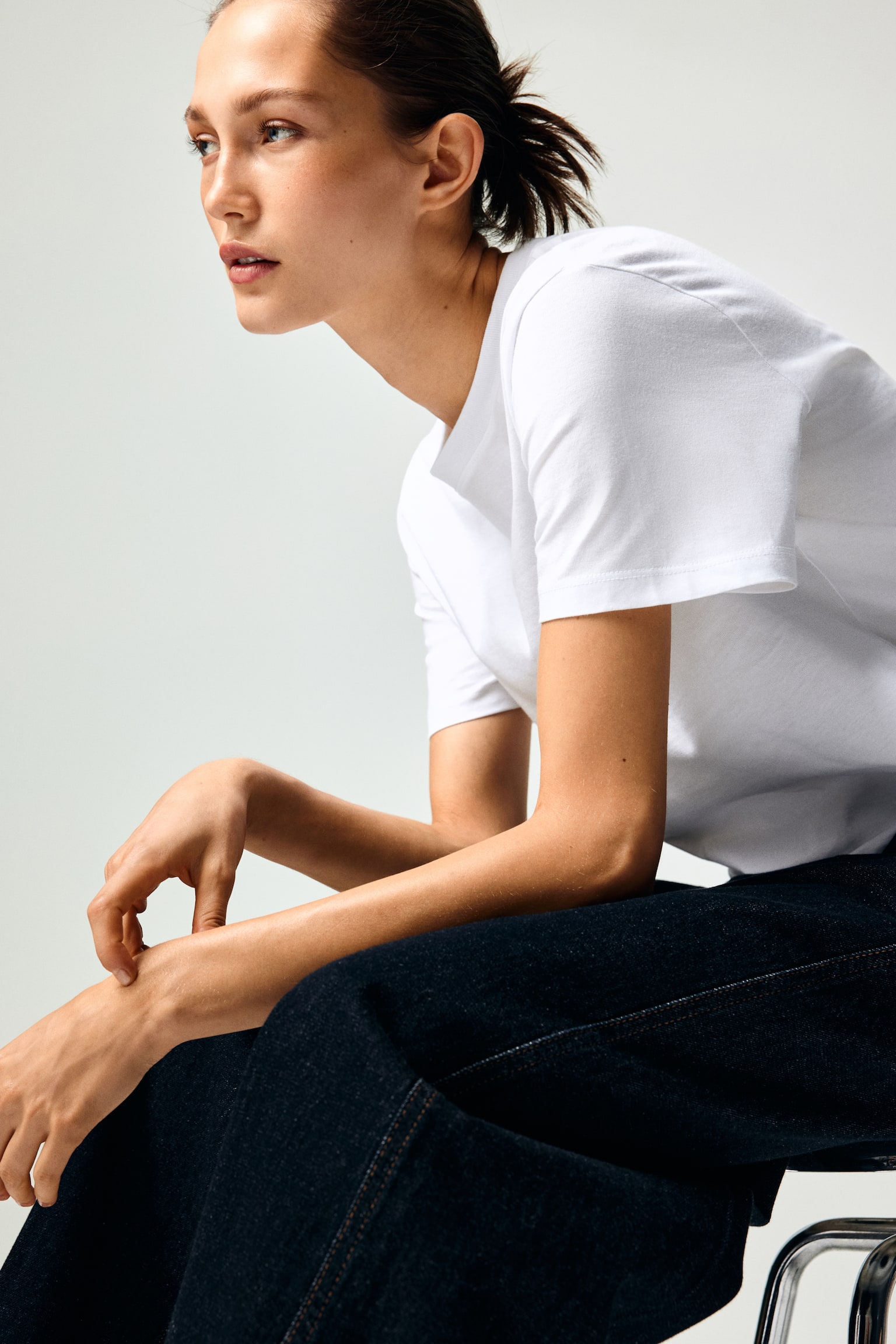 חולצת טי מכותנה - לבן/שחור/אפור כהה/בז' בהיר - 4