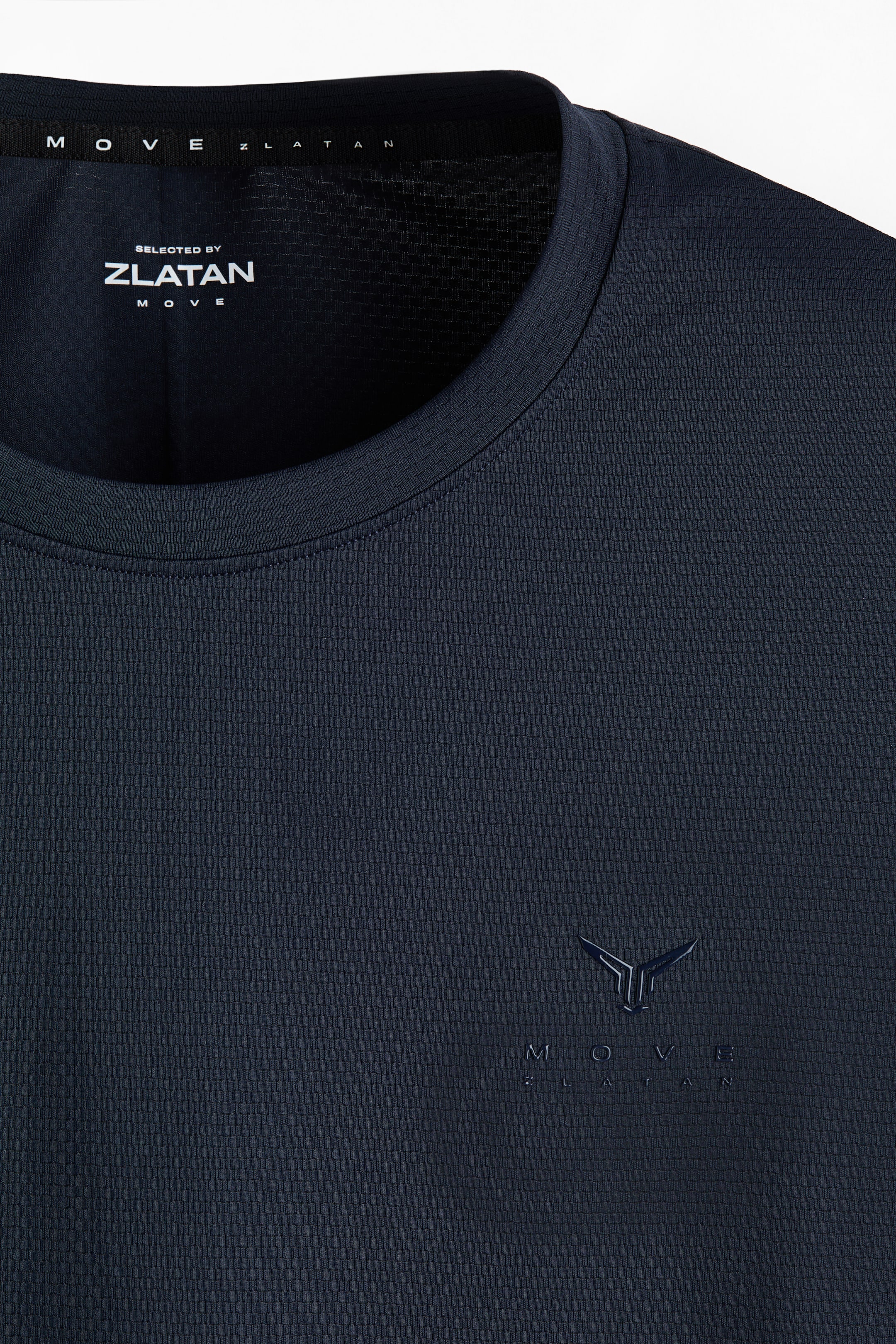 Ampliar la imagen: Muscle Fit Sports T-shirt with DryMove™ - Azul marino/Move Zlatan - Men | H&M MX 3