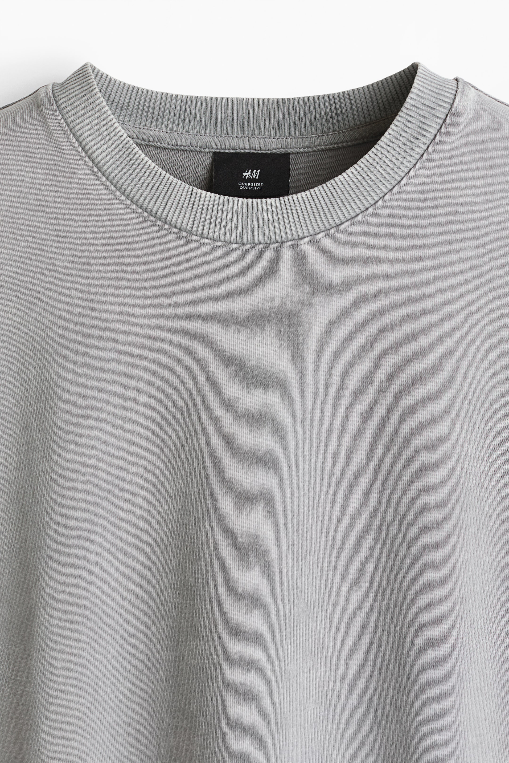 View larger image: Oversized Fit Boxy-style t-shirt - Gray - Men | H&M US 2