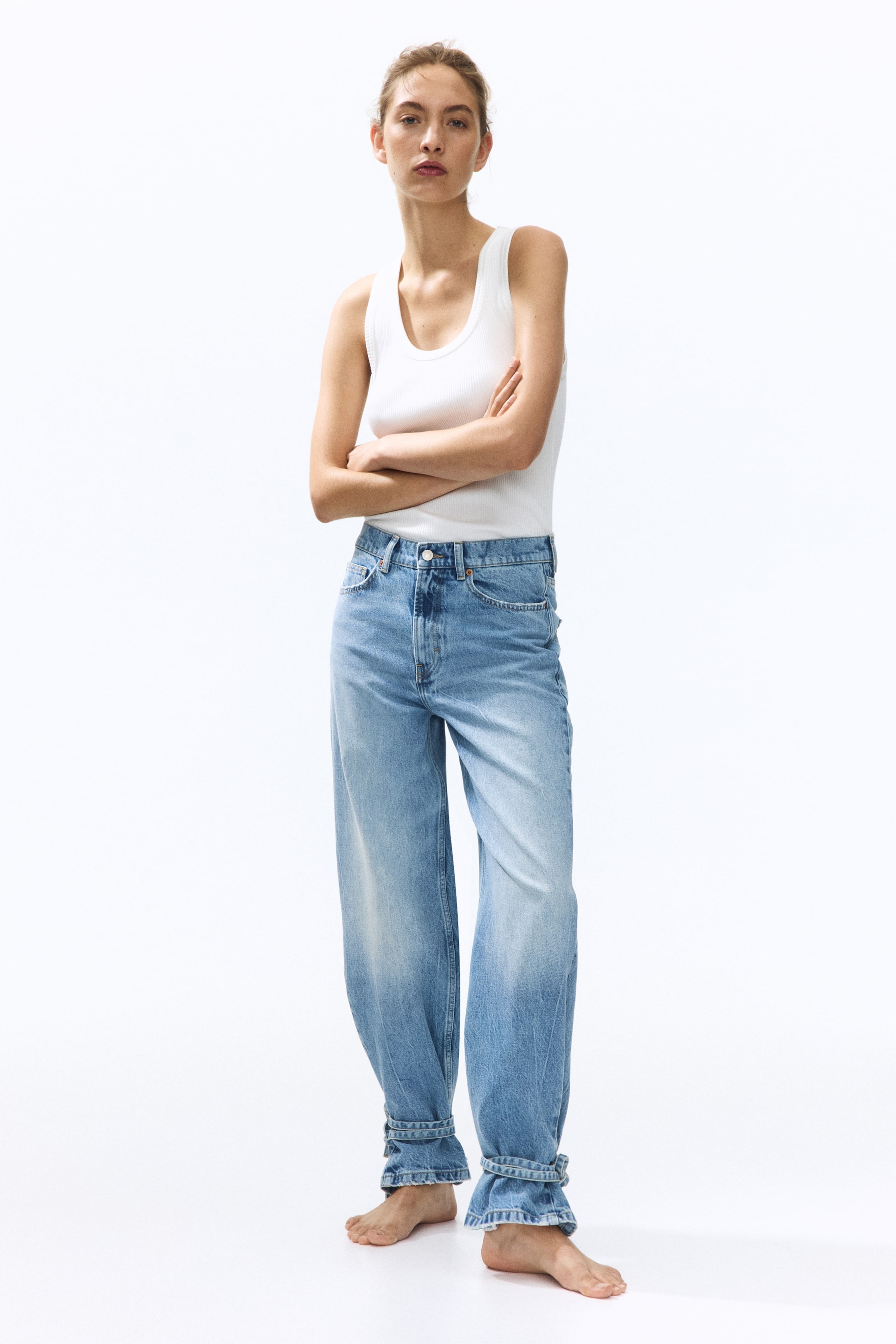 High-Waist Barrel-Leg Ankle Jeans