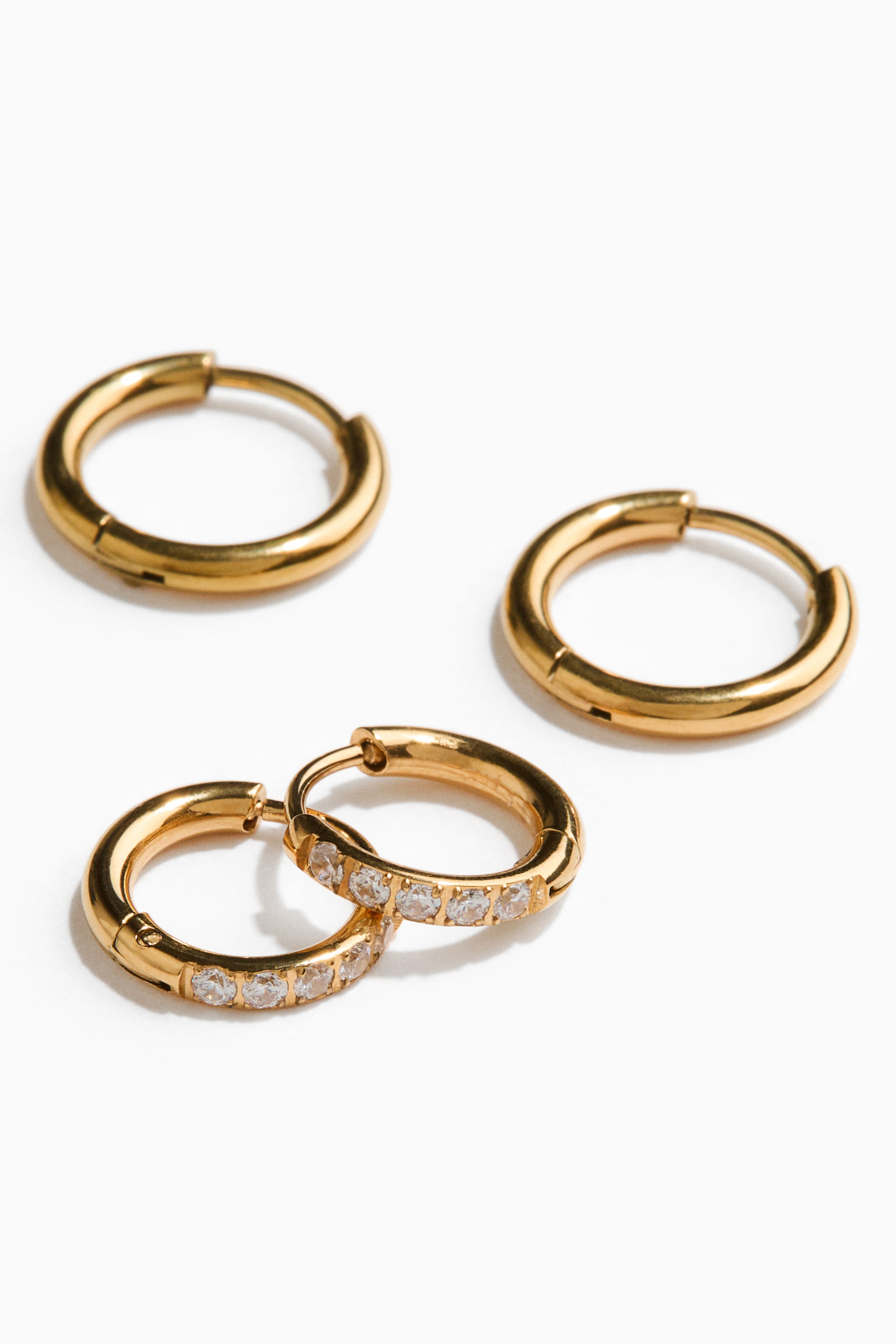 2 Pairs Waterproof Hoop Earrings