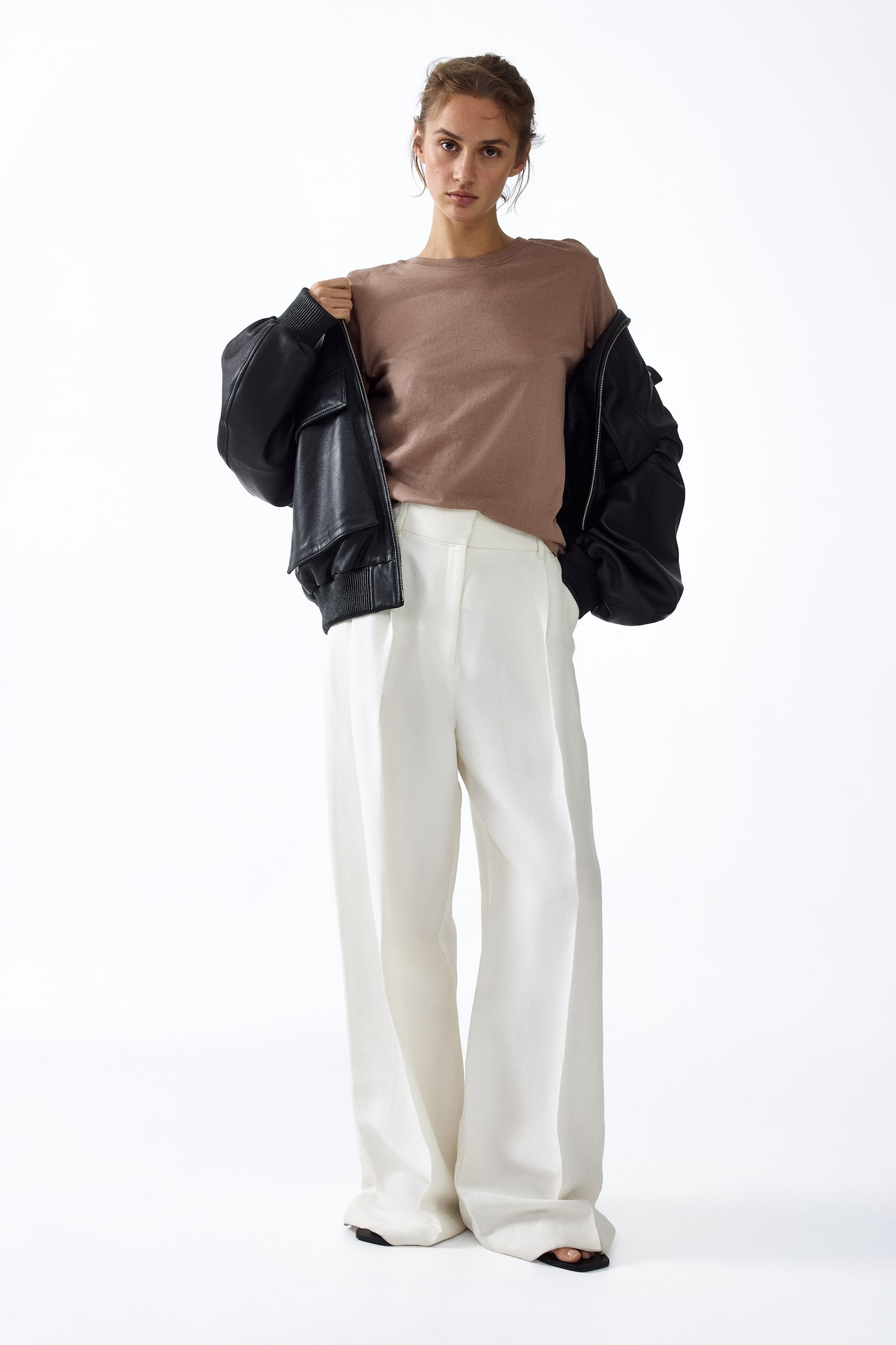 Silk-blend T-shirt - Mole/Light beige/White/Dark brown/Black/Navy blue - 2