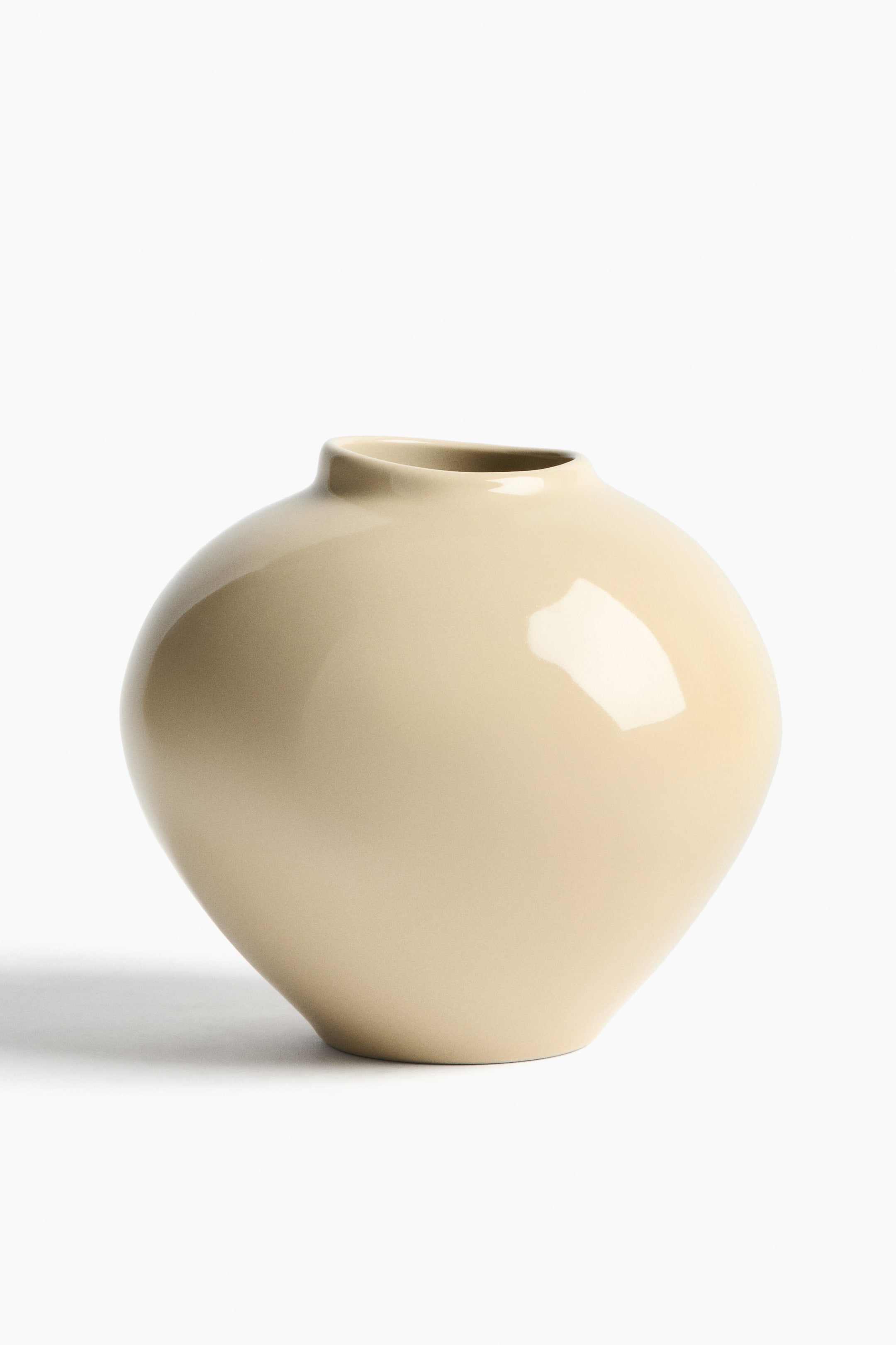Vase irrégulier en grès cérame