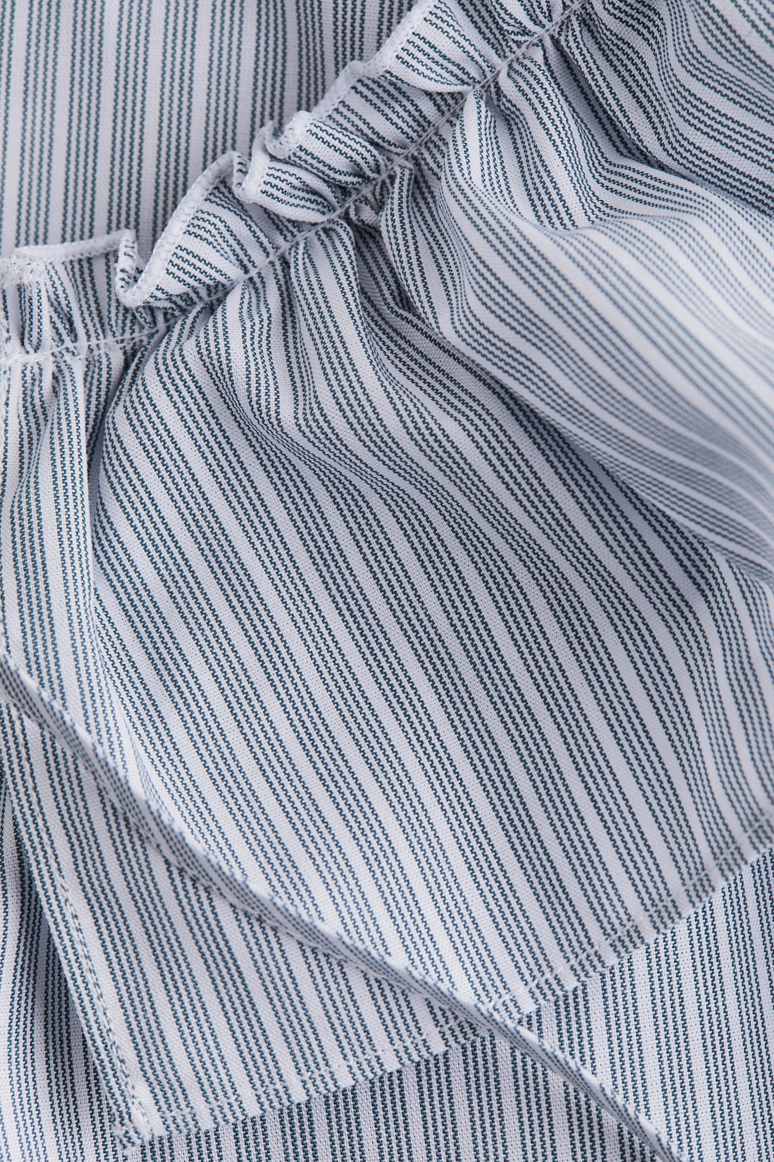 Áo kiểu có cổ Peter Pan - Màu trắng/Kẻ xám - 7