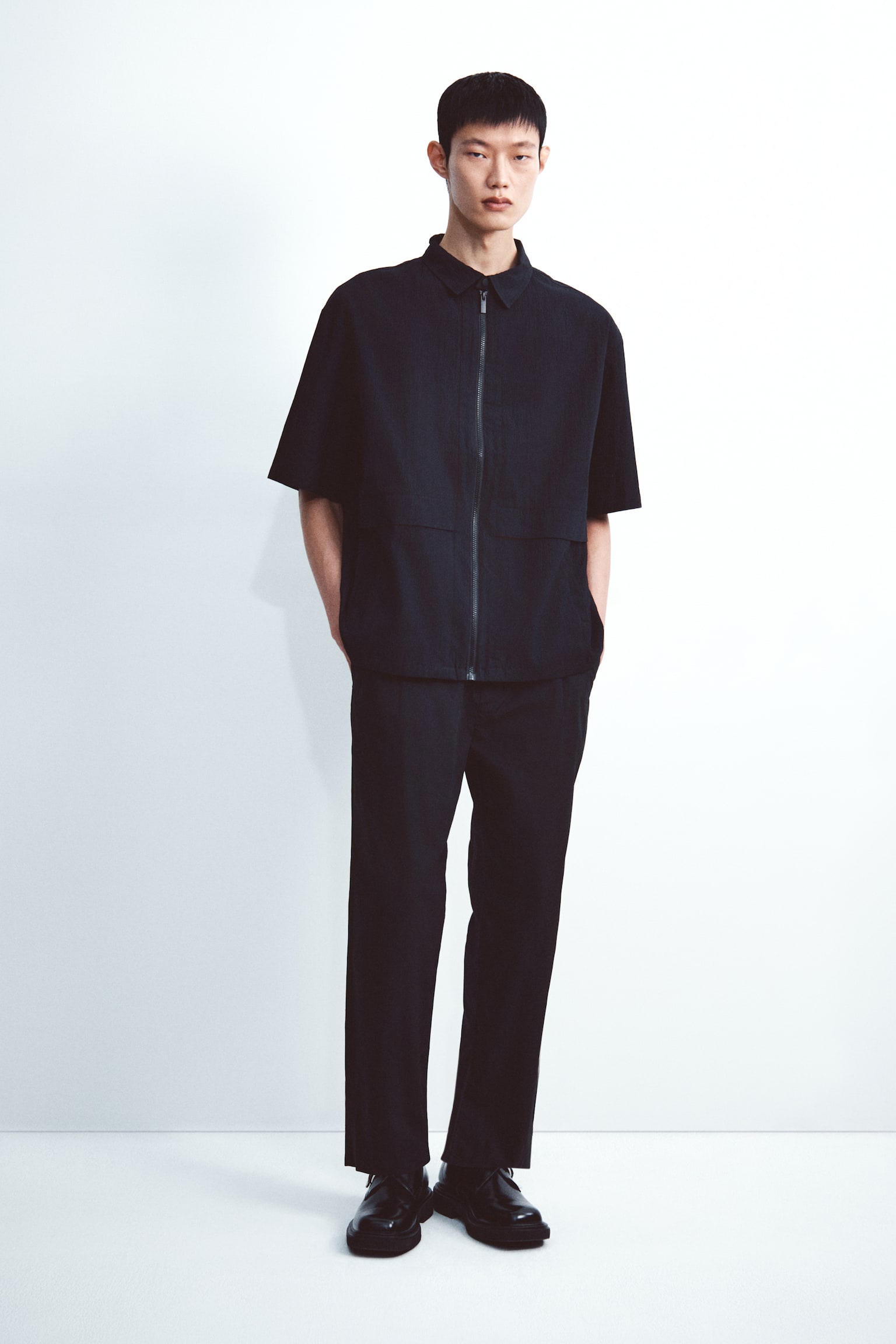 Loose Fit Trousers - Black/Beige - 1