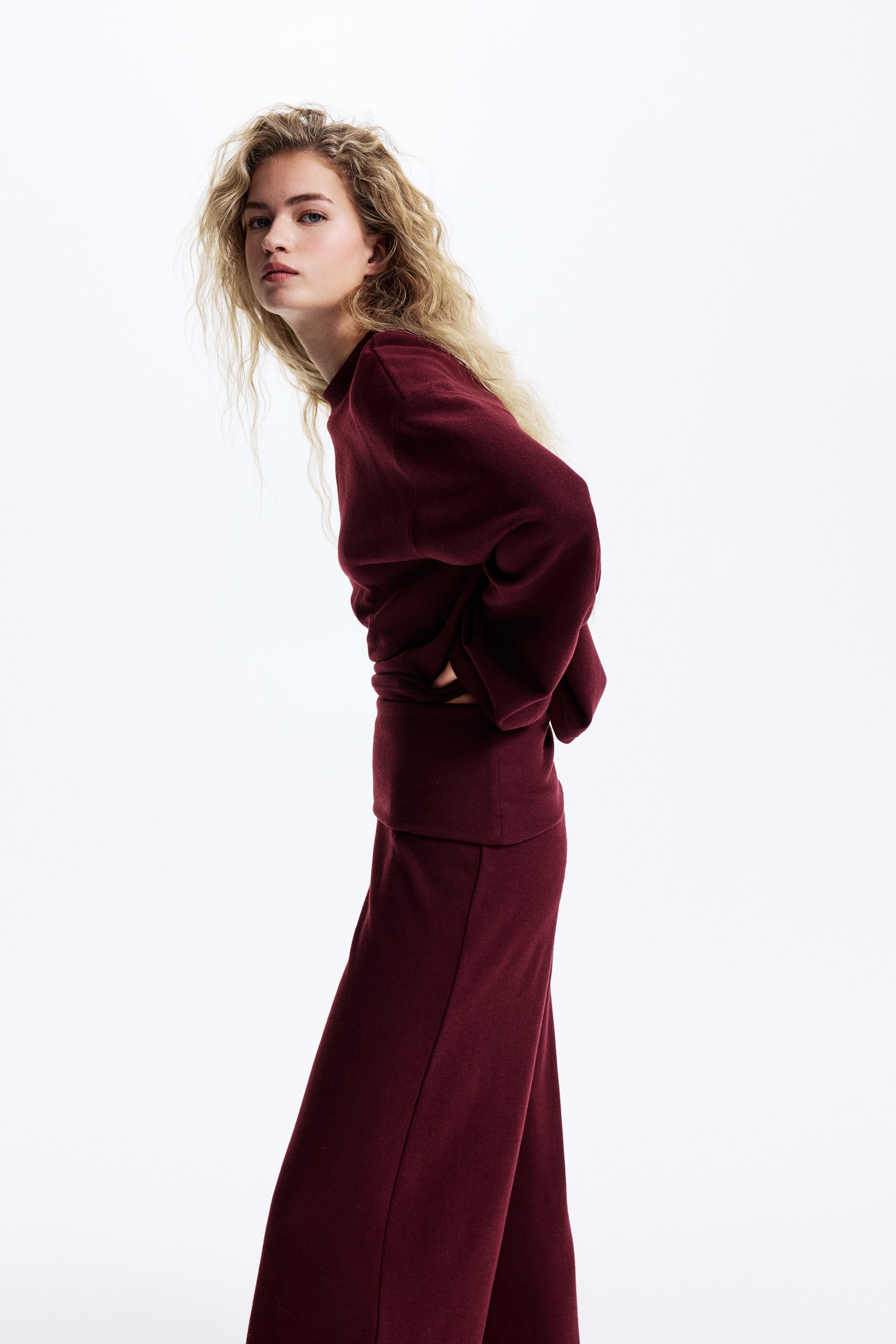 View larger image: 2-piece jersey top and trousers set - Burgundy - Ladies | H&M GB 3