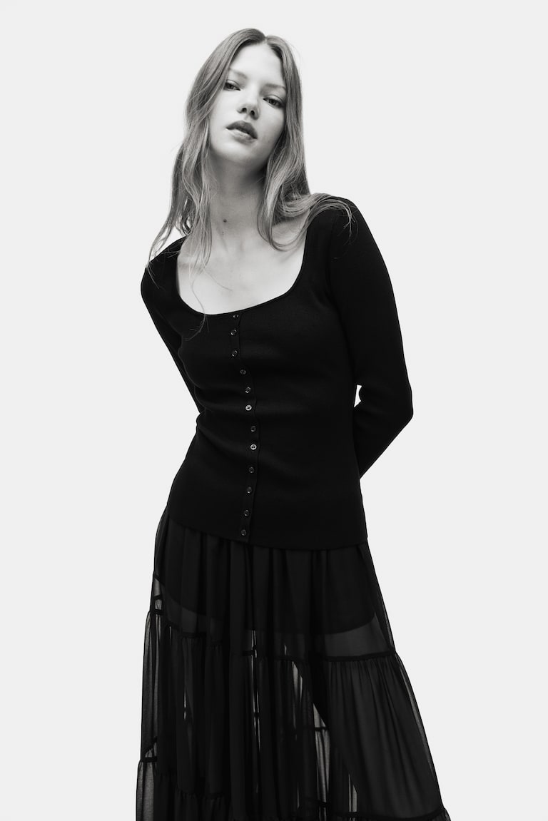 Bluza s četvrtastim izrezom