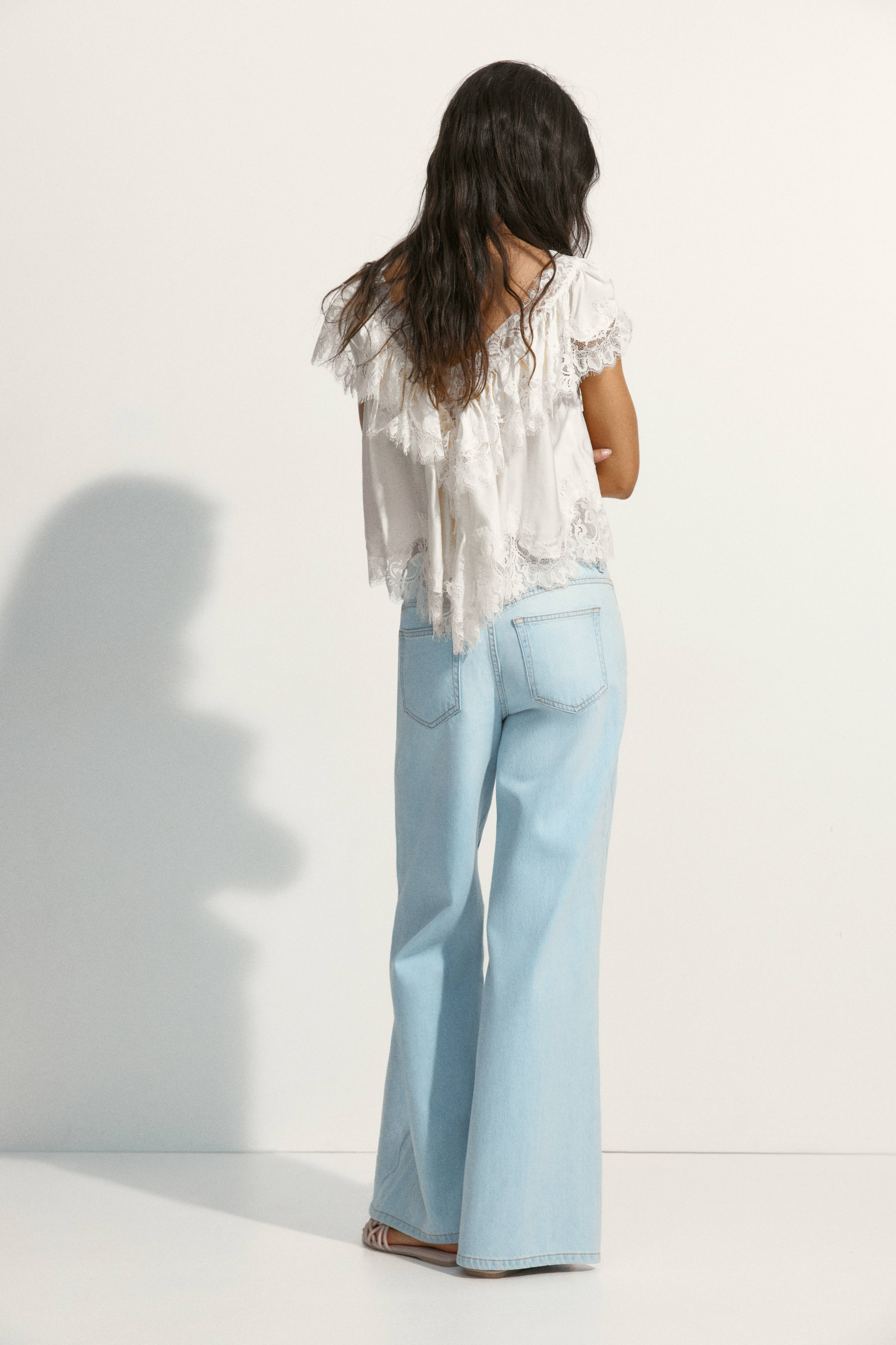 Wide-Leg High-Waist Jeans