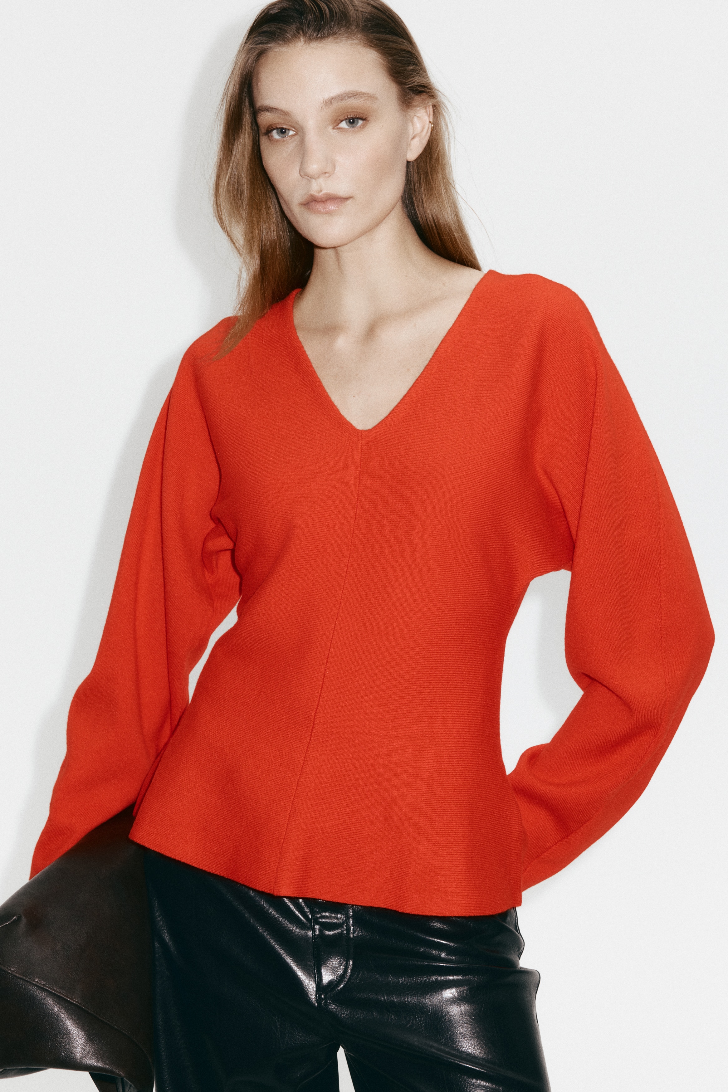 Knitted V-neck top
