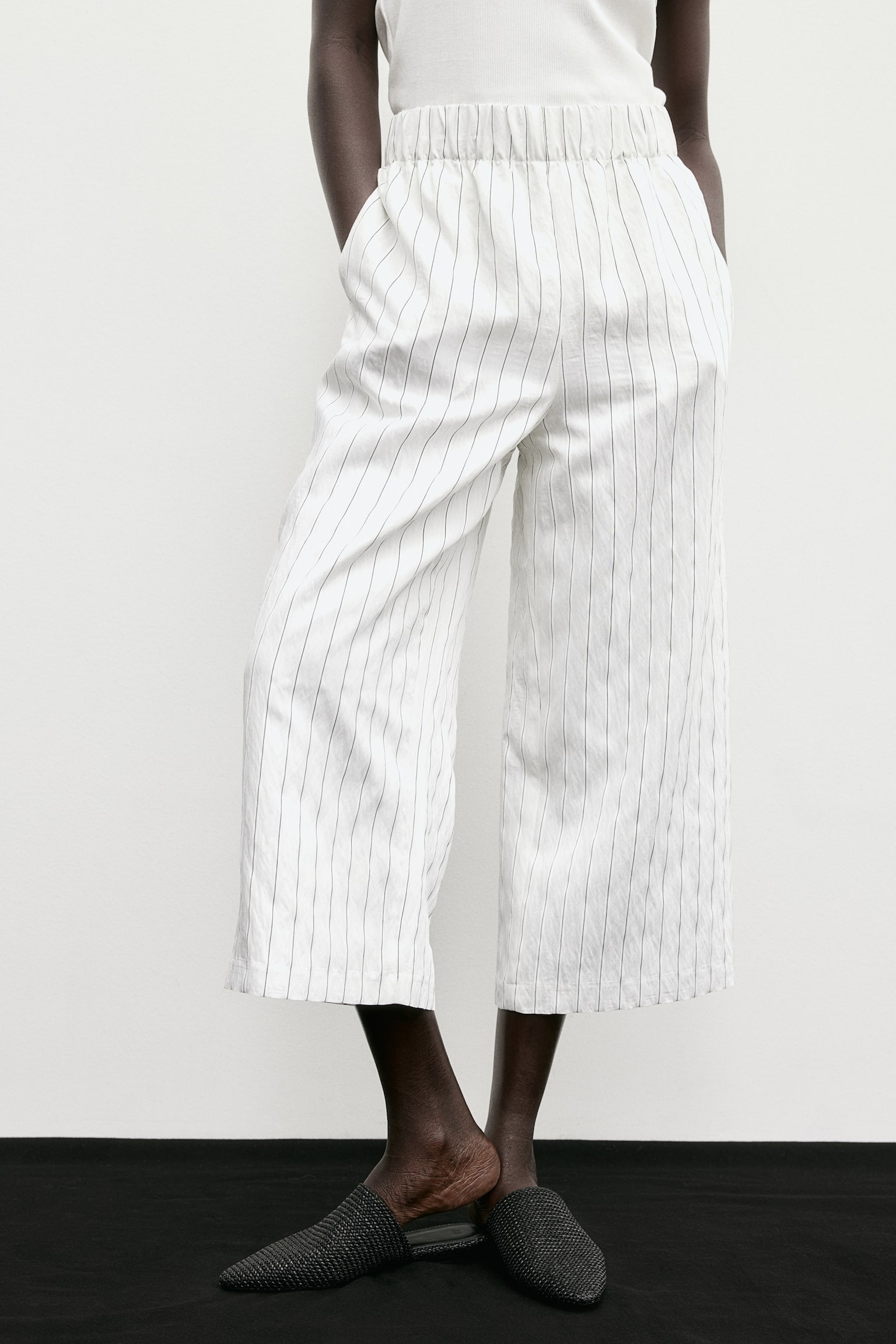 Pull-on culottes - White/Pinstriped/White/Dark khaki green/Black/Light beige - 7