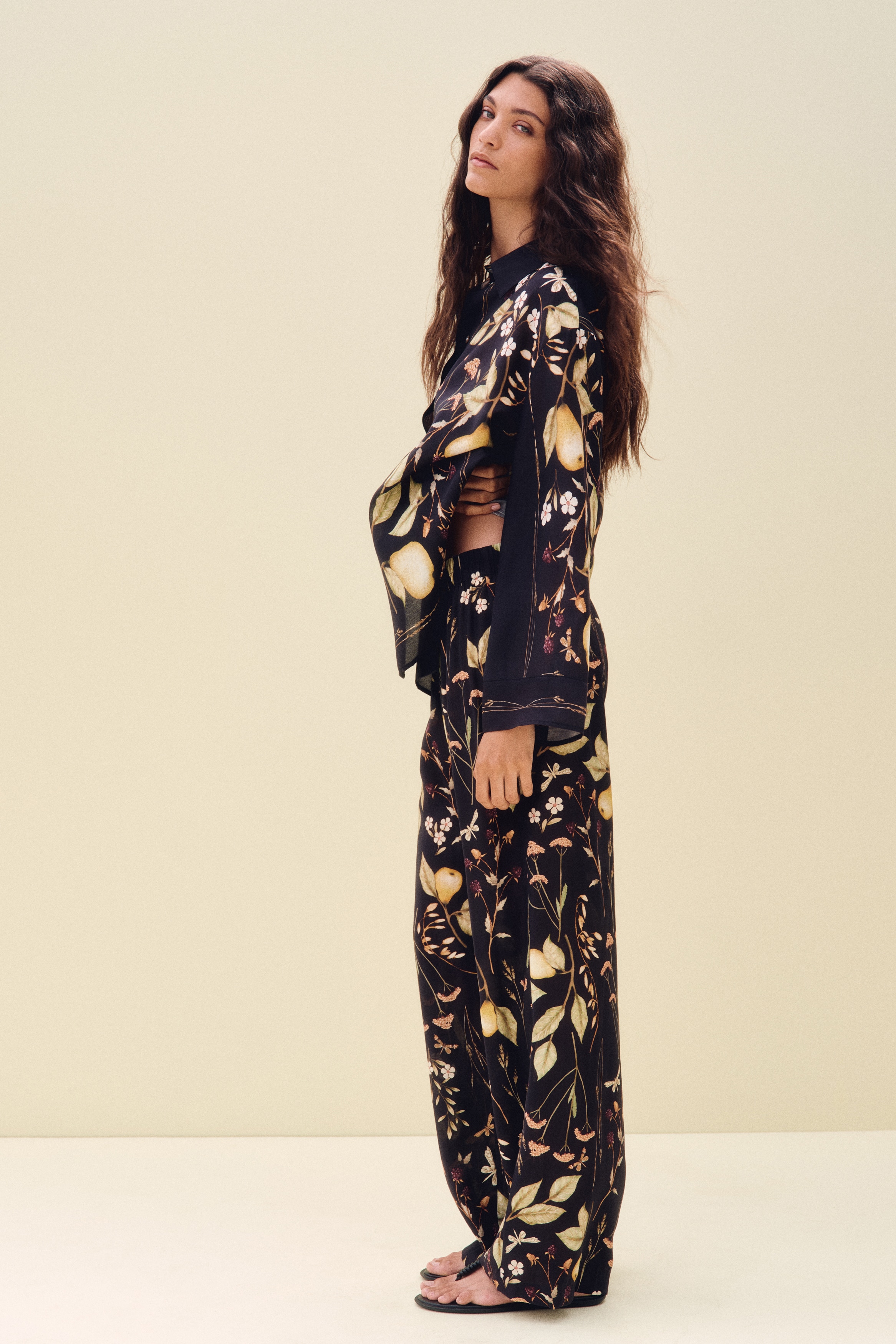 Straight pull-on trousers
