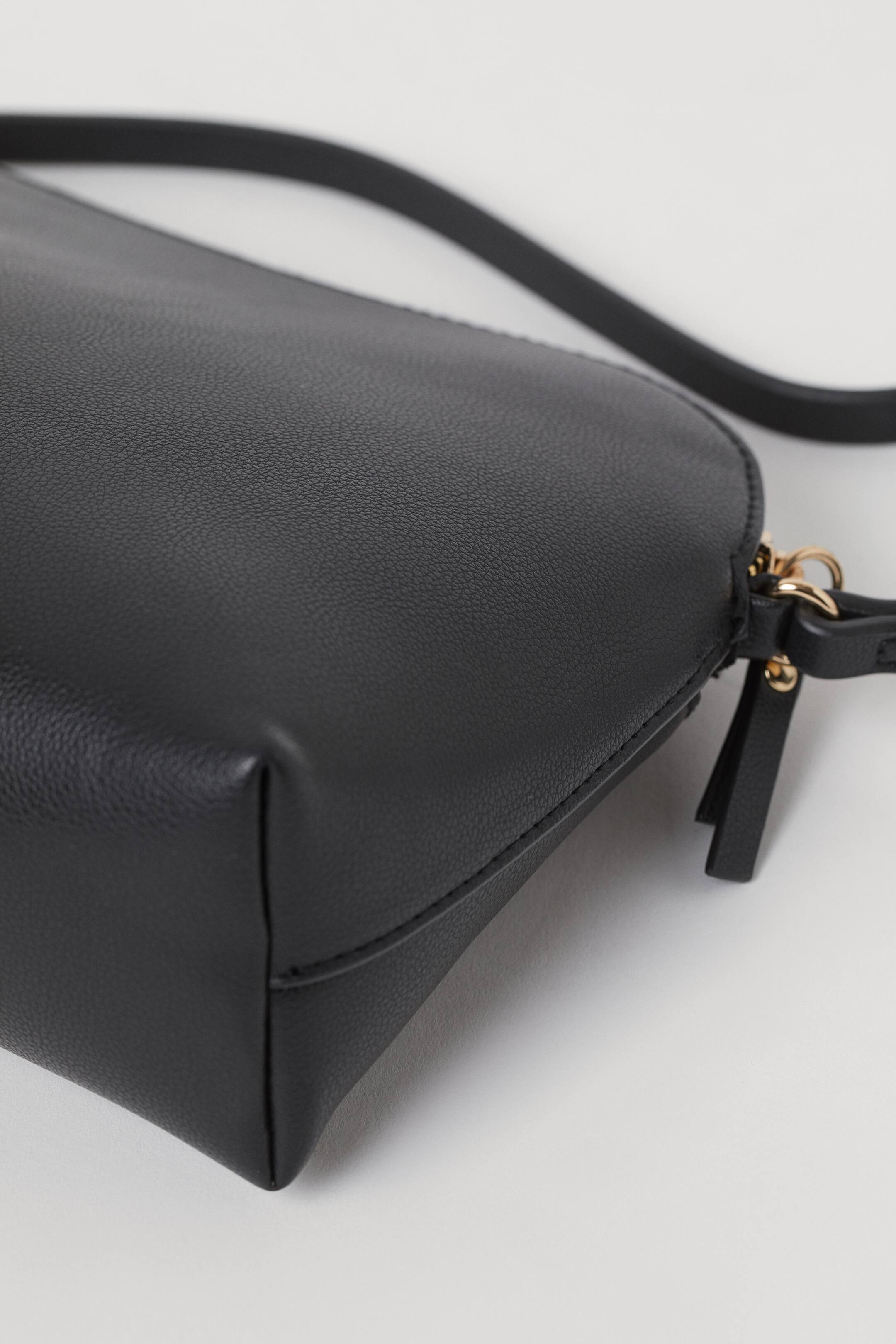 View larger image: Shoulder bag - Black - Ladies | H&M HK 3