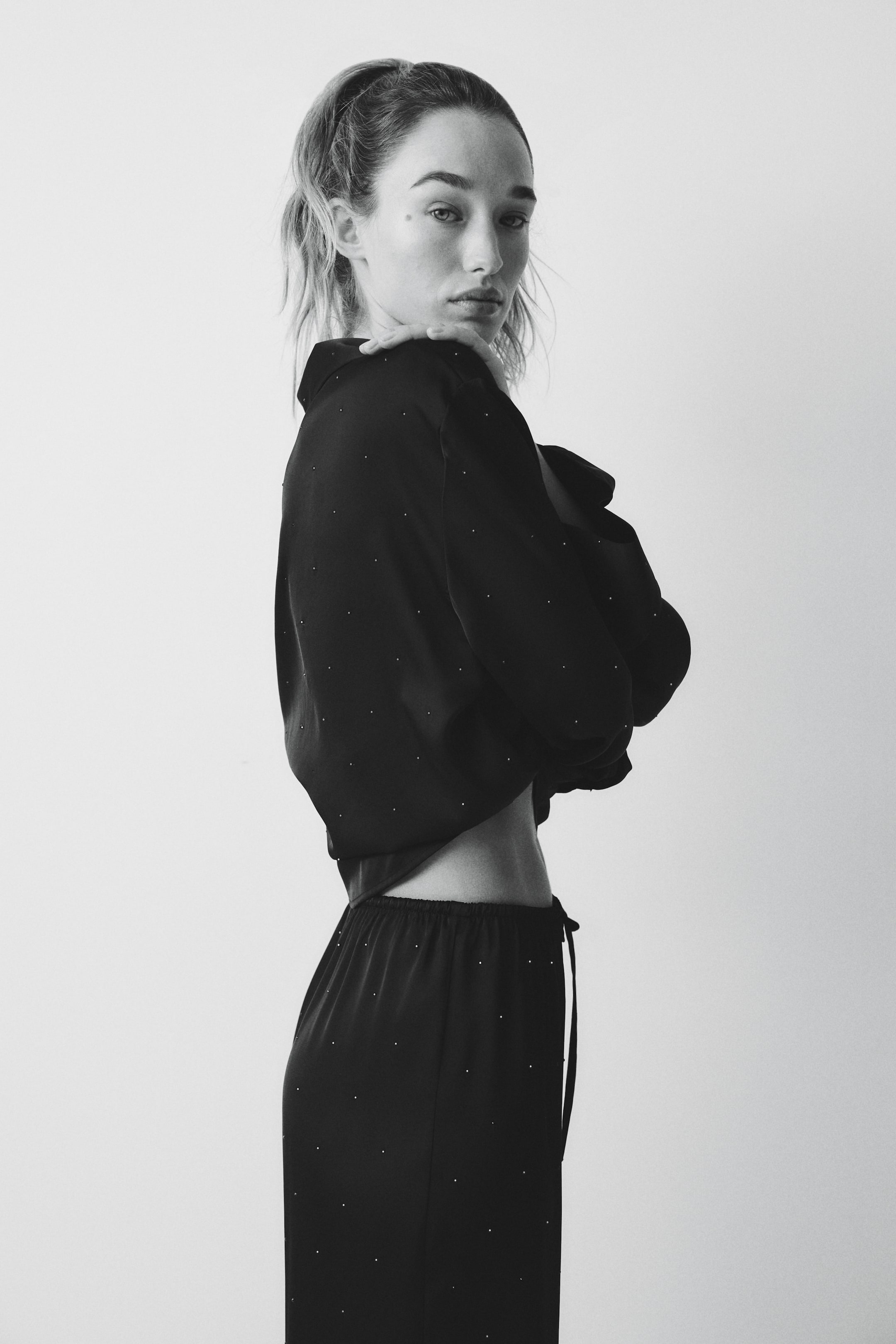 Ampliar la imagen: Pantalón de pijama en satín con decoraciones - Negro - Ladies | H&M MX 4