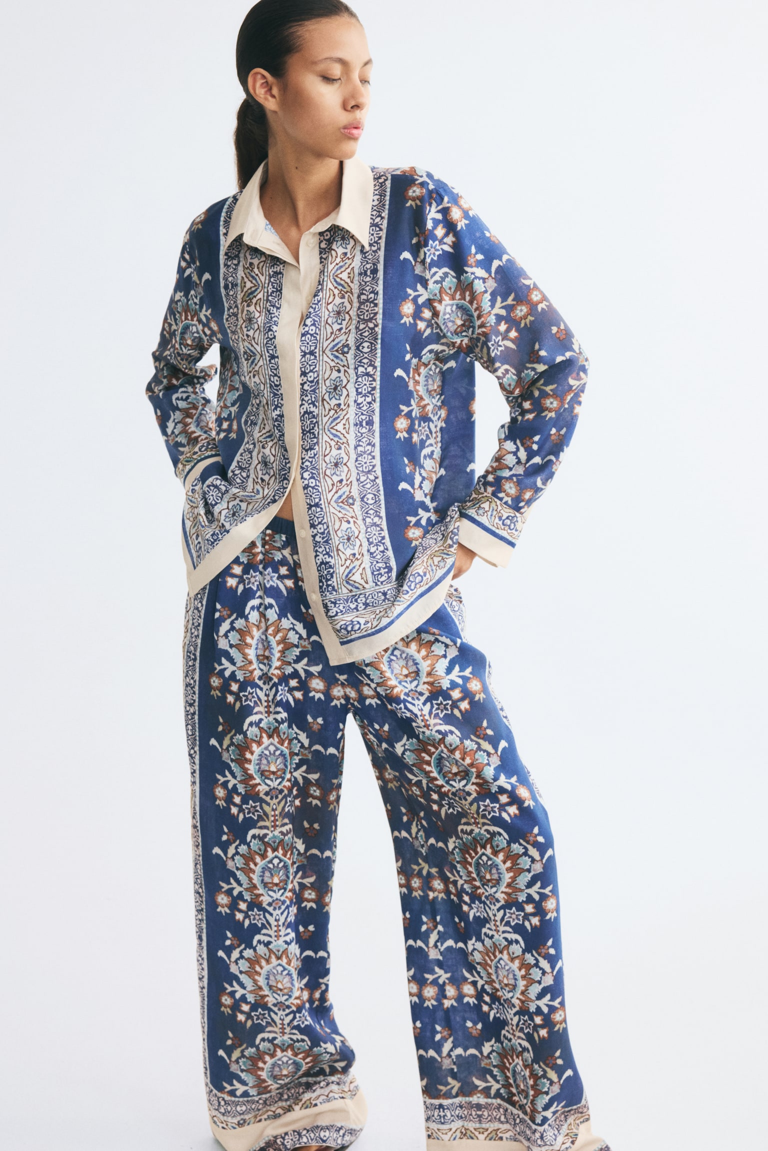 Женская рубашка H&M Oversized Viscose-Blend, цвет: Синий — фото 4