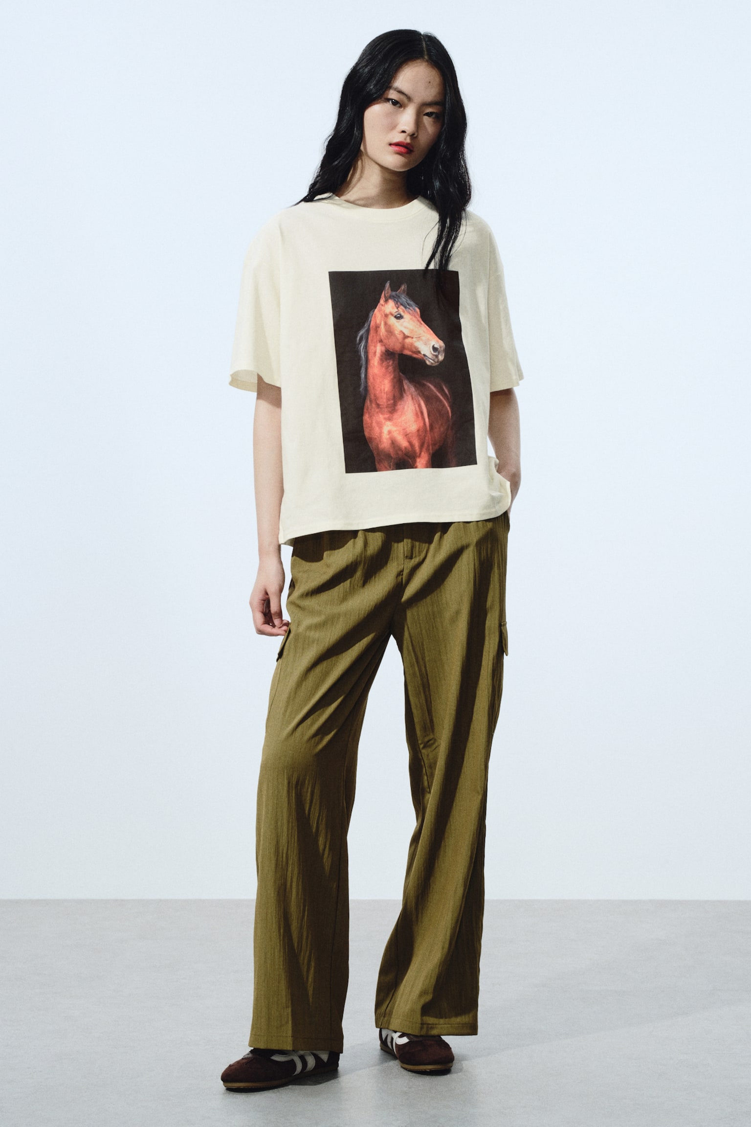 Oversized cotton T-shirt - Cream/Horse - 4