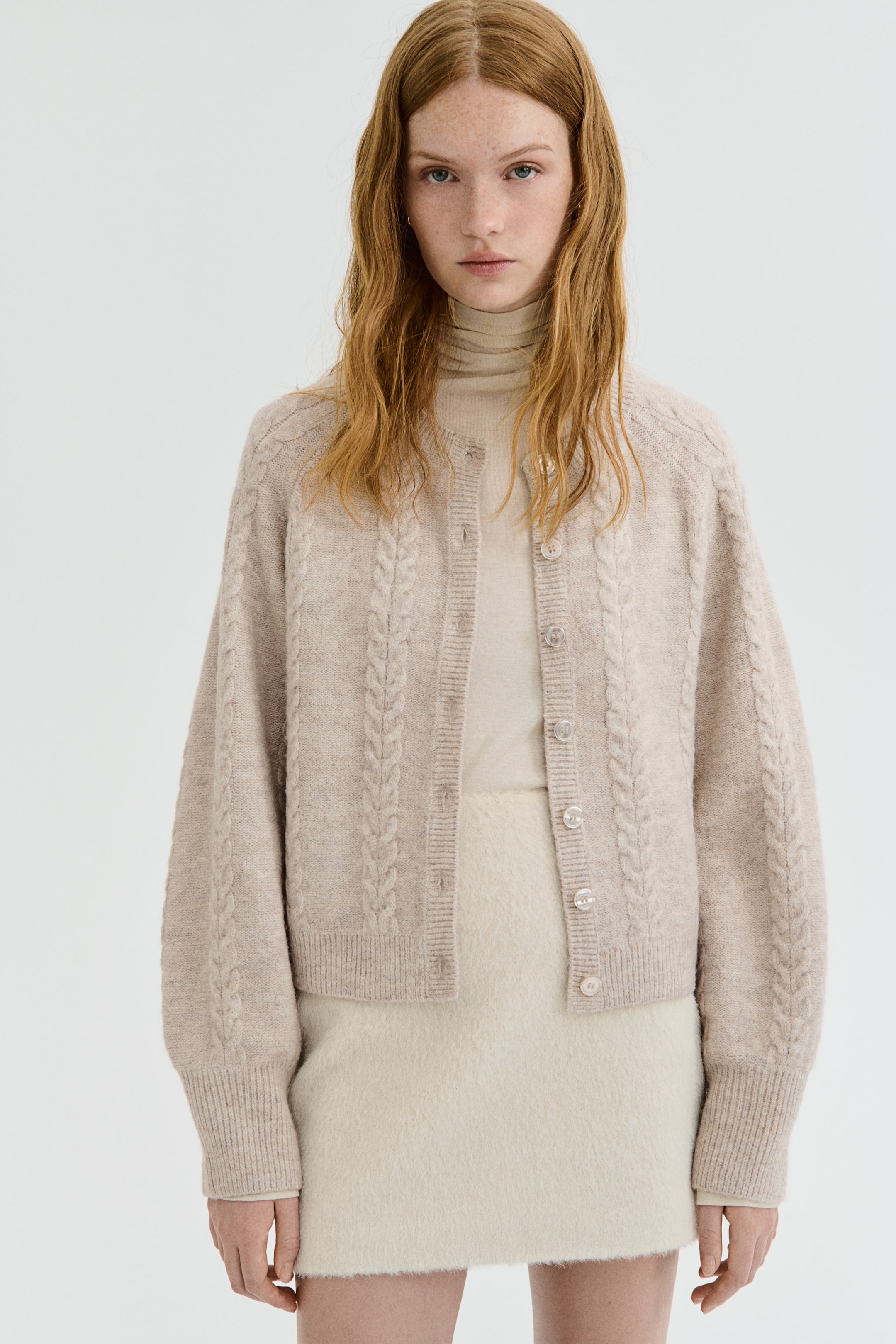 Agrandir l'image: Gilet en maille torsadée - Beige clair chiné - FEMME | H&M BE 2