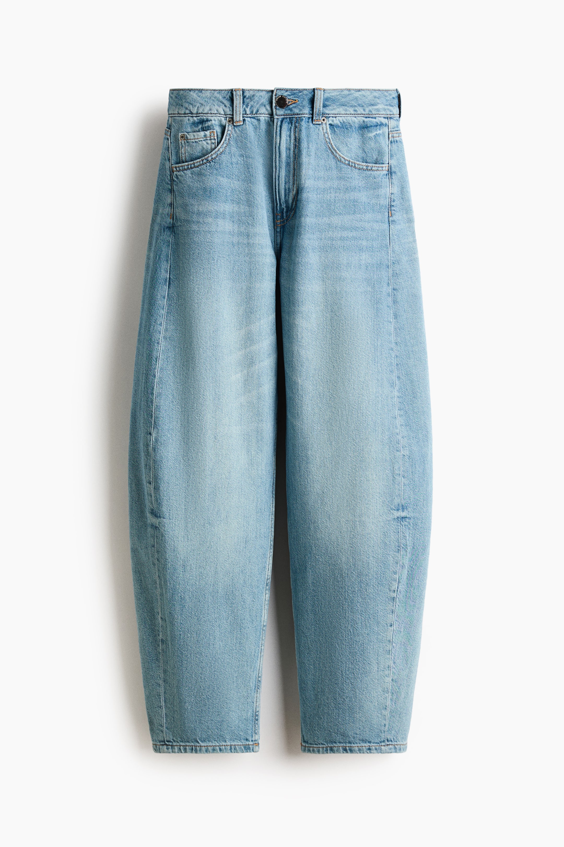 Jean taille haute jambes tonneau