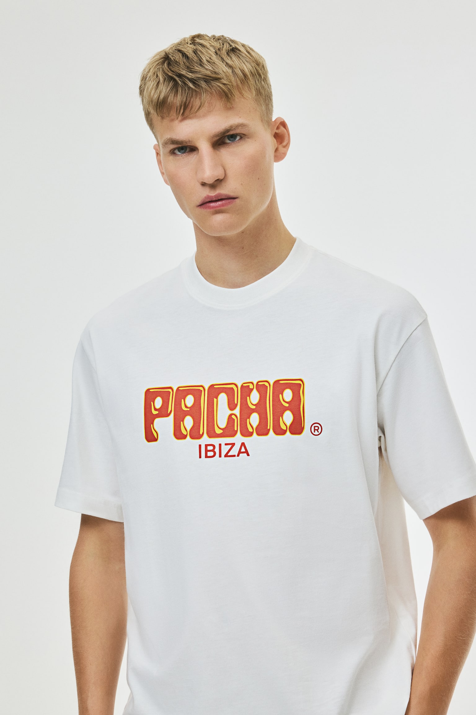 טישירט Loose Fit - לבן/Pacha/לבן/ ספרות זולה/שחור/פינק פלויד/שחור/Oasis/לבן/NASCAR/לבן/סנופי/לבן/Oasis - 1