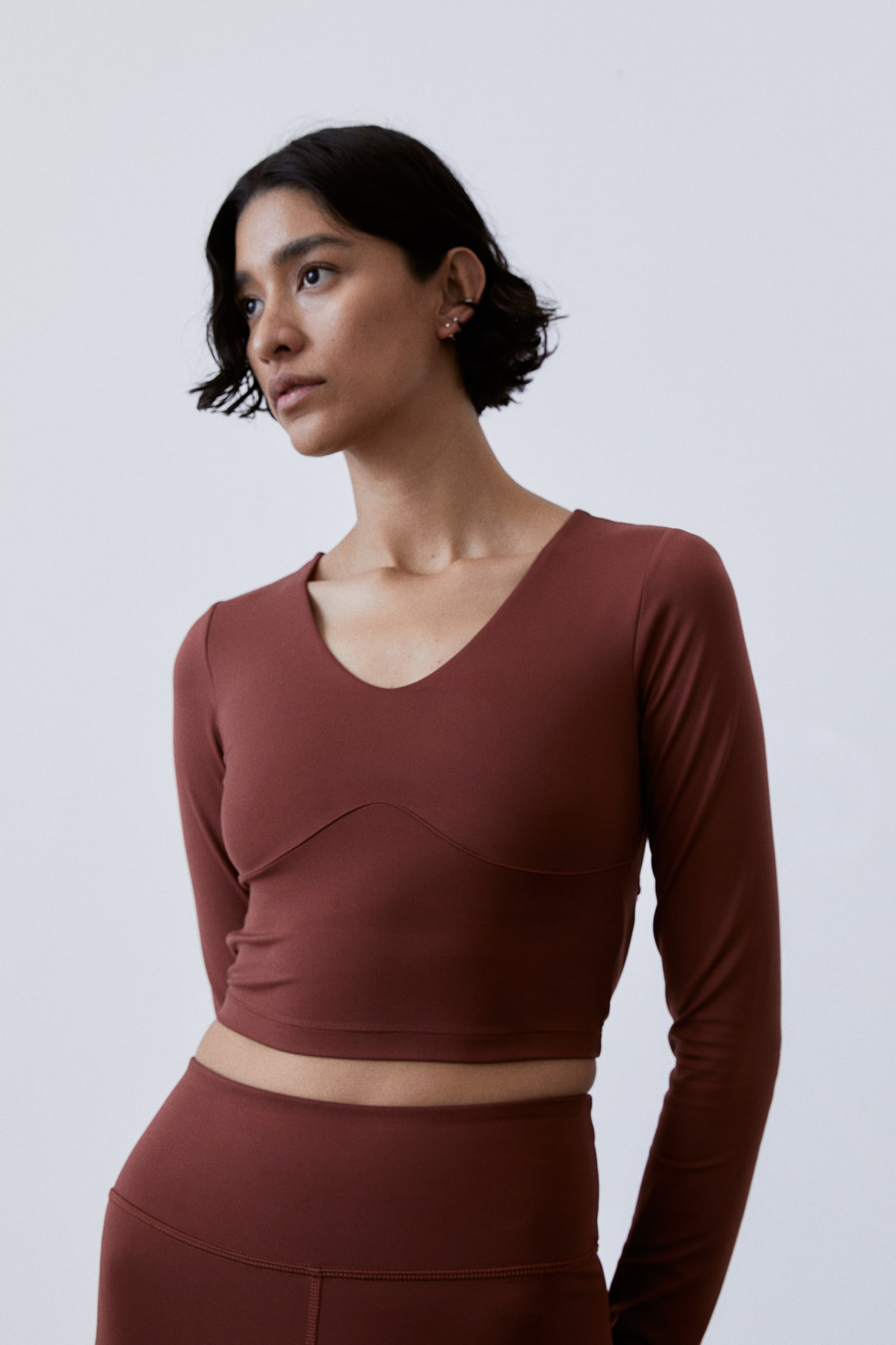 Cropped Activewear Top In SoftMove™ - Rust brown/Black - 3