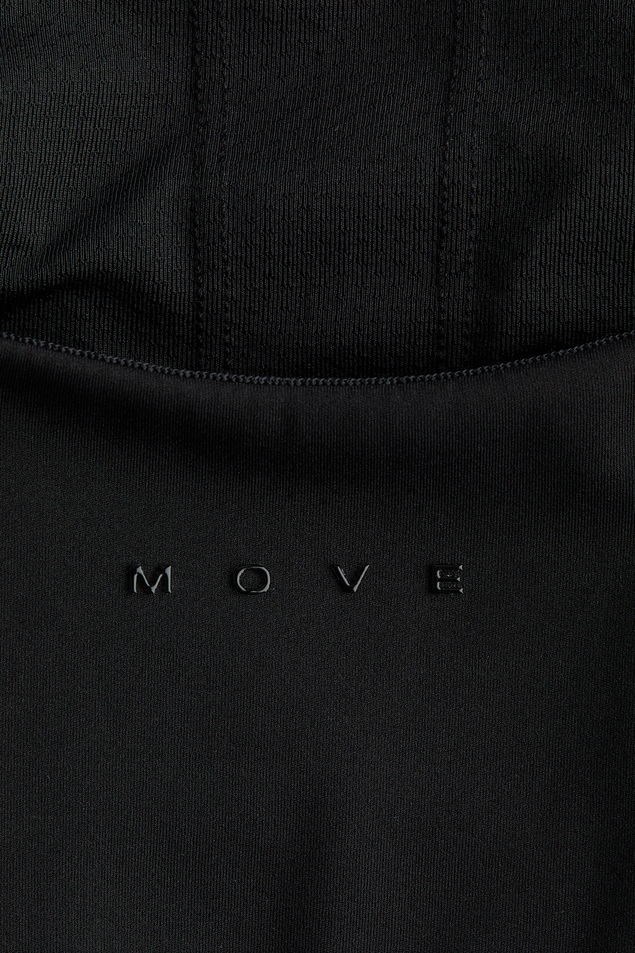 View larger image: Medium support Bandeau Sports bra With SculptMove™ - Black - Ladies | H&M IN 8