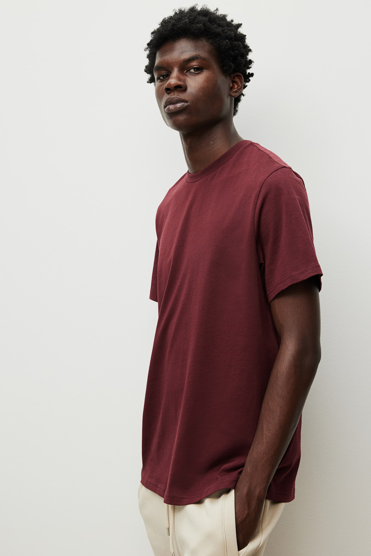 Regular Fit T-shirt - Burgundy/White/Black/Dark blue/Grey marl/Dark grey/Dark brown/Light green/Forest green/Light beige/Khaki green/Pink/Light grey/Dark grey/Khaki green - 1