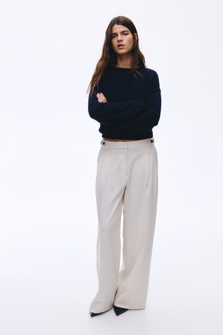 Široke pantalone elegantnog kroja