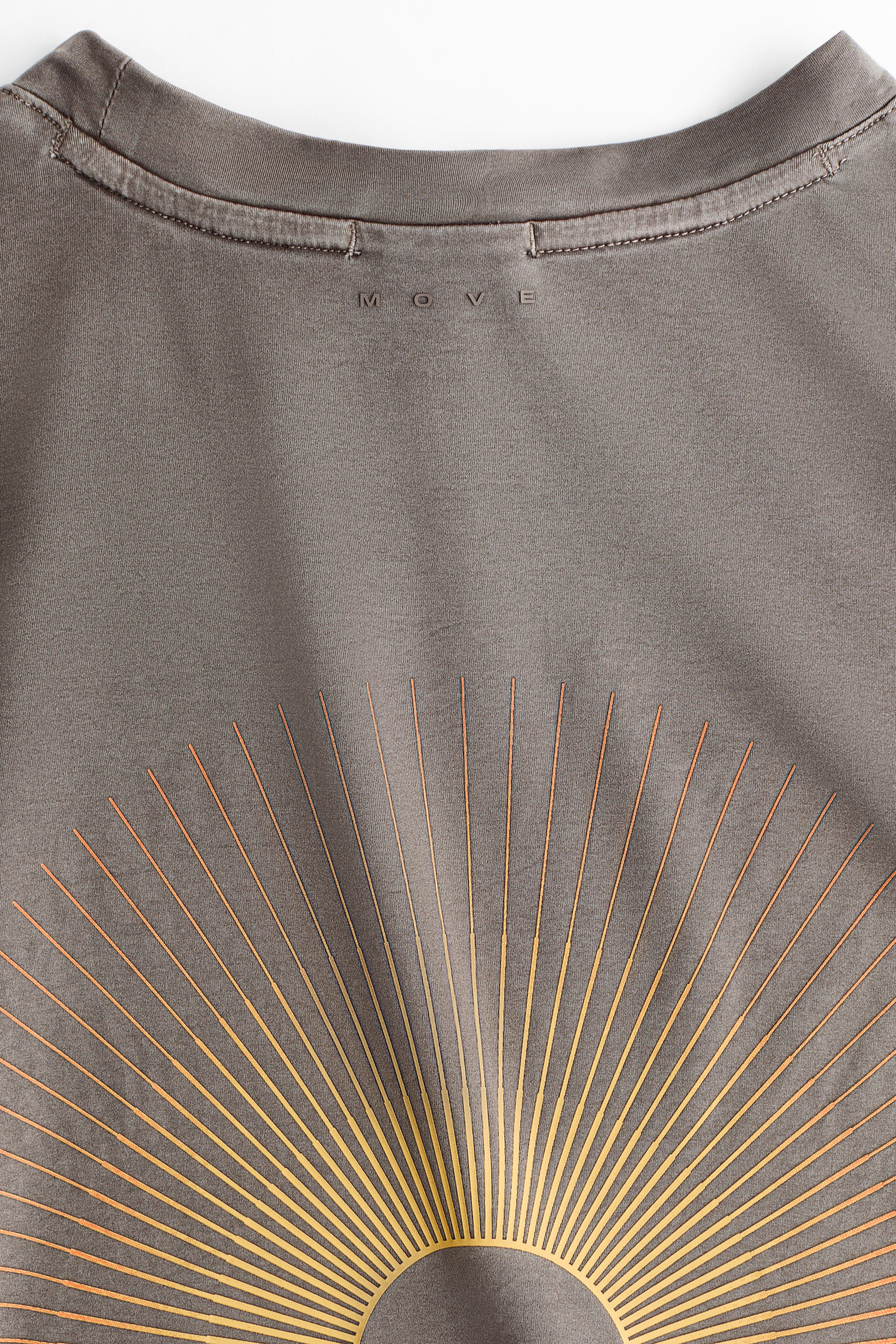 Loose-Fit Boxy Sports T-Shirt with DryMove™