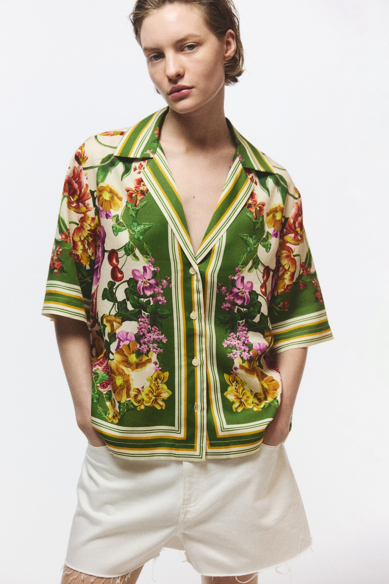Short-Sleeved Lyocell Shirt - Green/floral - 1