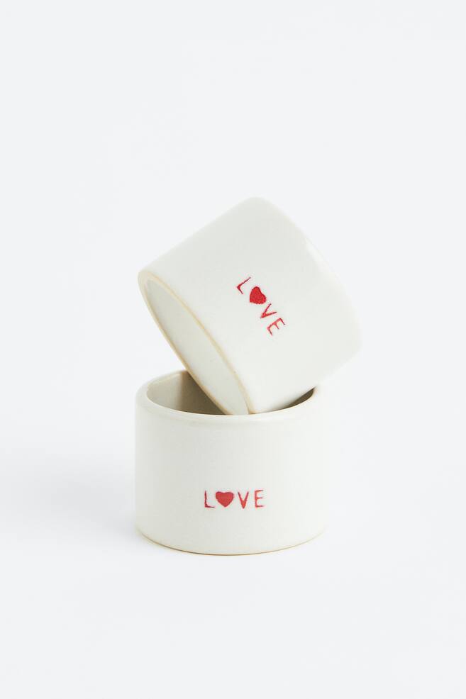 2-pack stoneware napkin rings - White/Love - 1