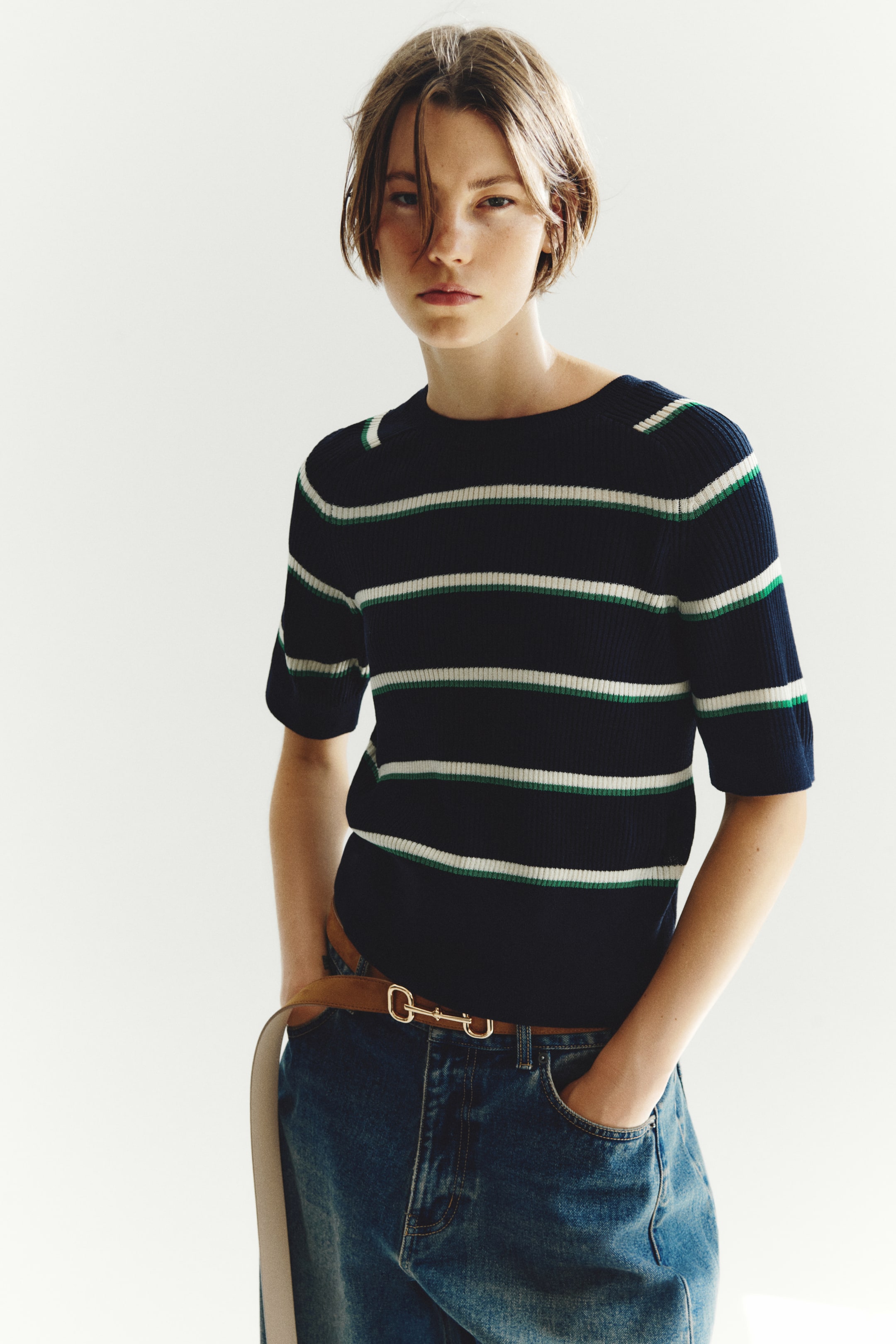 Grösseres Bild ansehen: Geripptes Shirt - Marineblau/Gestreift - DAMEN | H&M CH 1