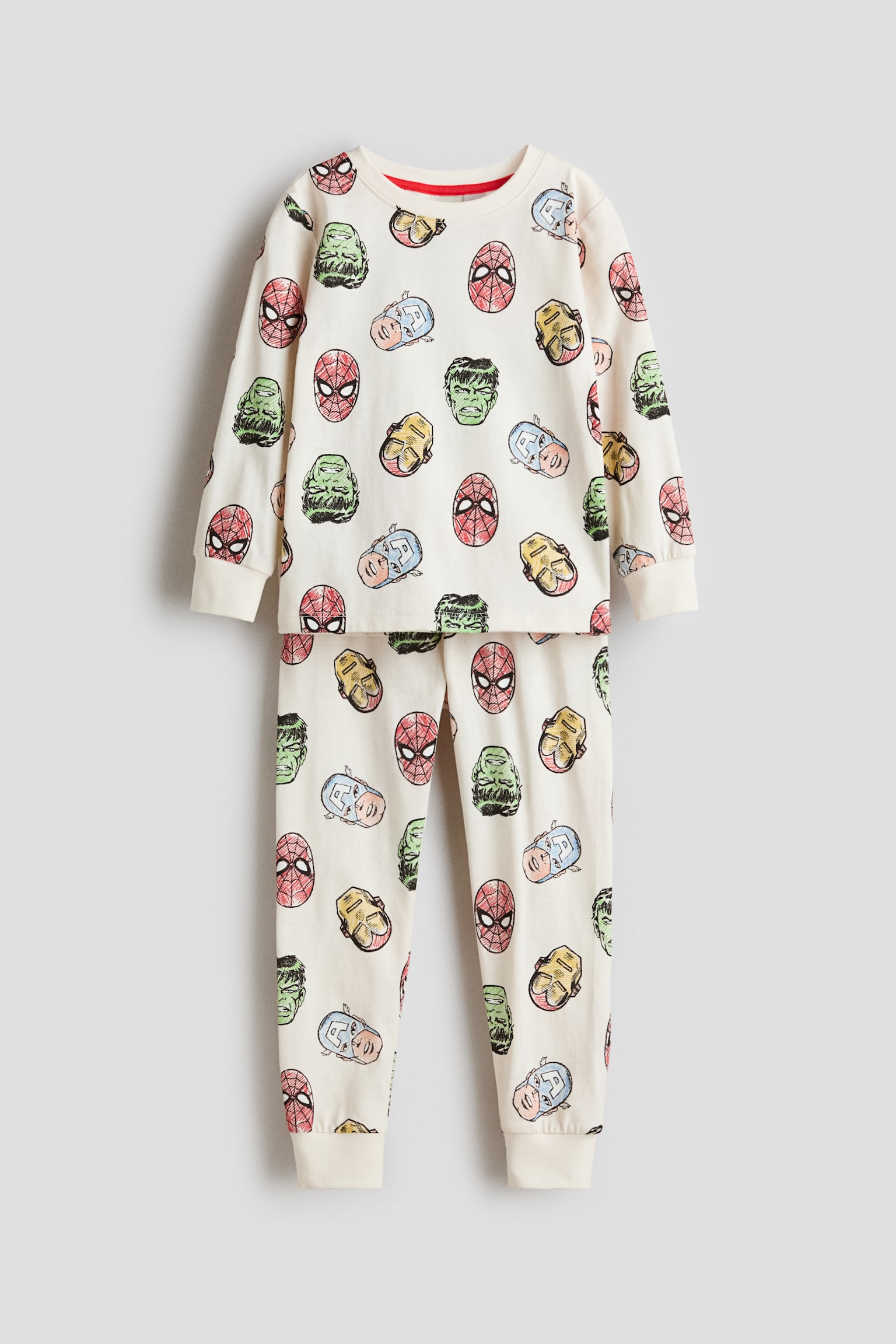 Pyjamas i bomullstrikå med tryck - Crèmevit/Marvel Comics/Blå/Spindelmannen/Mörkgrå/Minecraft/Svart/Marvel Comics/Ljusbeige/Bilar/Ljusbeige/PAW Patrol/Ljusgråmelerad/Hot Wheels/Blå/Spindelmannen/Ljusgrå/Batman/Blå/Musse Pigg/Blå/Sonic the Hedgehog/Gråmelerad/Spindelmannen/Vit/Grinchen/Grå/Sonic the Hedgehog/Blå/Pokémon/Blå/Bluey/Ljus dimblå/Marvel/Svart/Sonic the Hedgehog/Crèmevit/Musse Pigg/Vit/Snobben/Vit/Pokémon/Vit/Musse Pigg/Ljusgrön/PAW Patrol