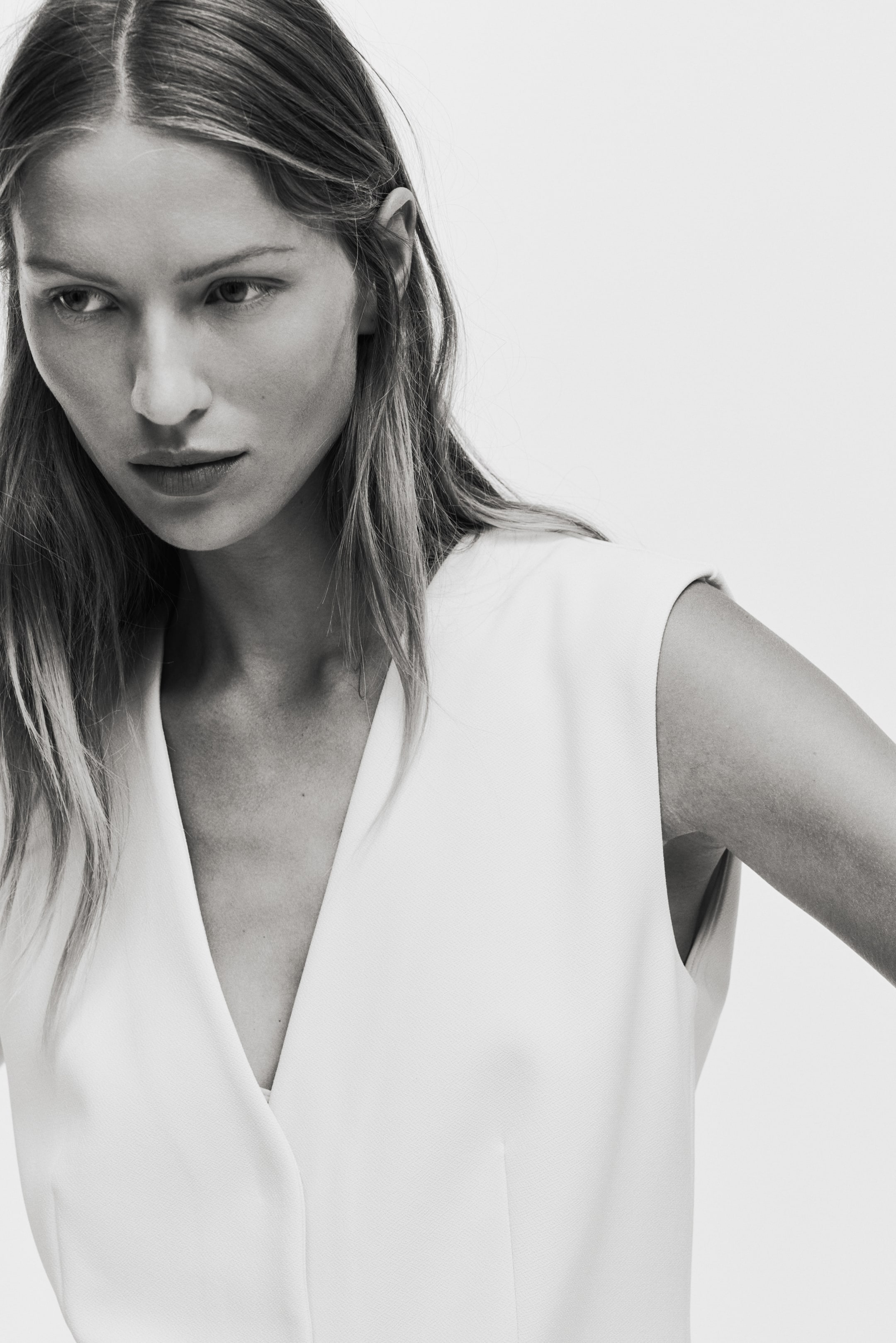 Visa större bild: Lång väst - Crèmevit - DAM | H&M FI 4