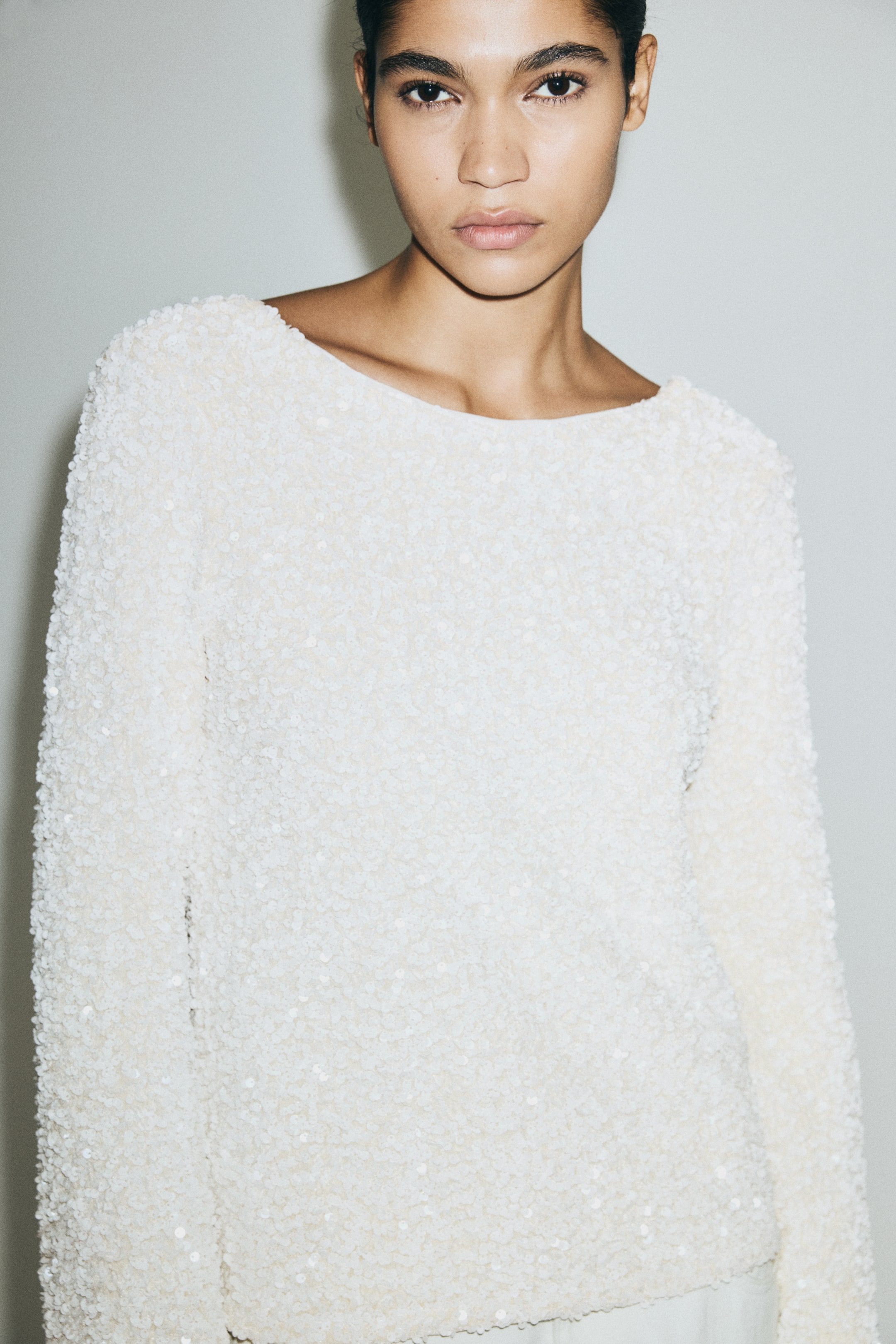 View larger image: Sequined Top - White - Ladies | H&M CA 3