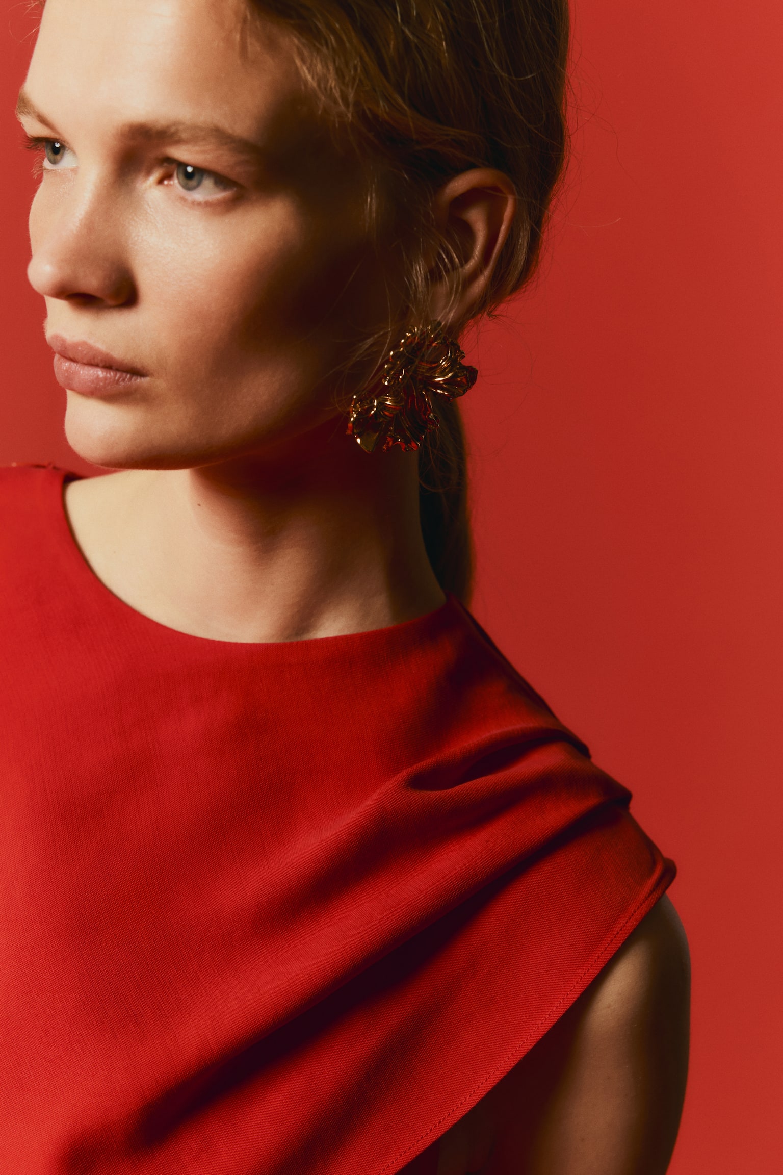 Blouse asymétrique avec cape - Rouge vif - 2