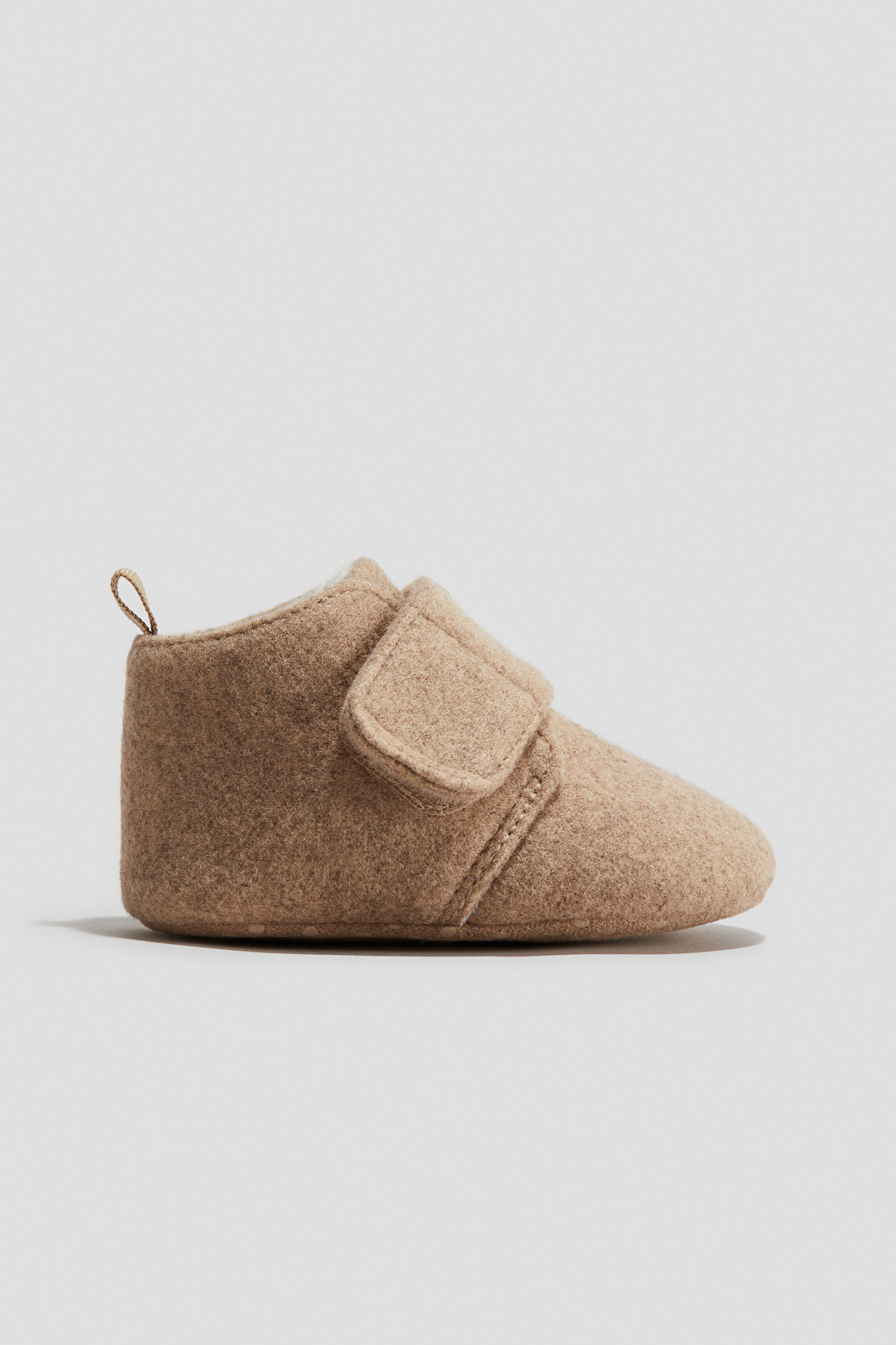 Baby - Light beige Soft slippers - Size: 7-7.5  - H&M