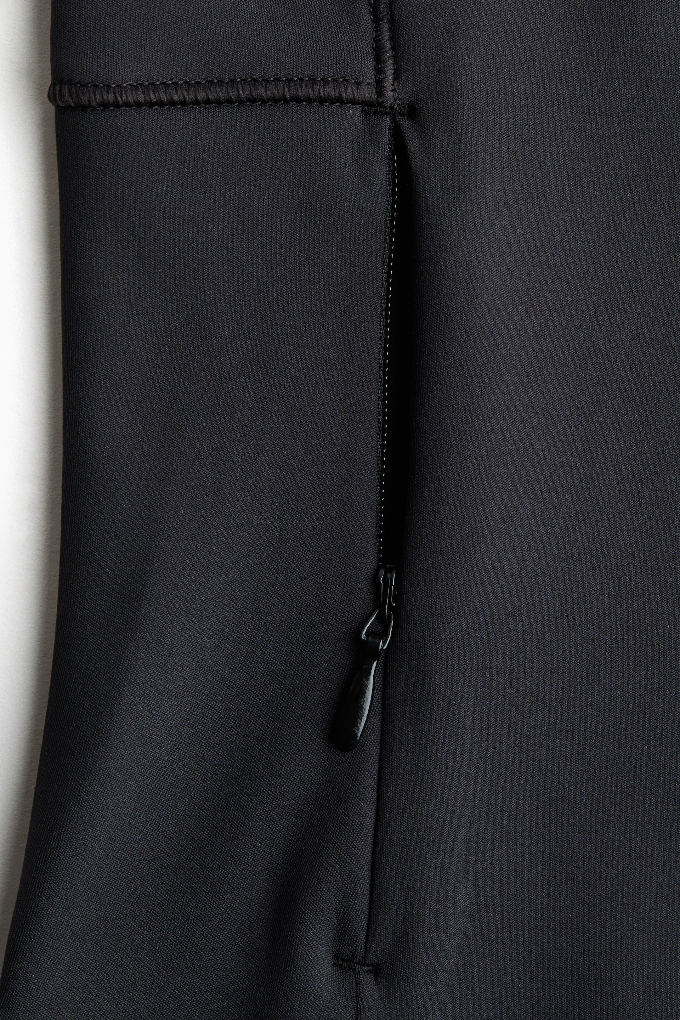 Ampliar la imagen: Chamarra deportiva con DryMove™ - Black - Kids | H&M MX 6