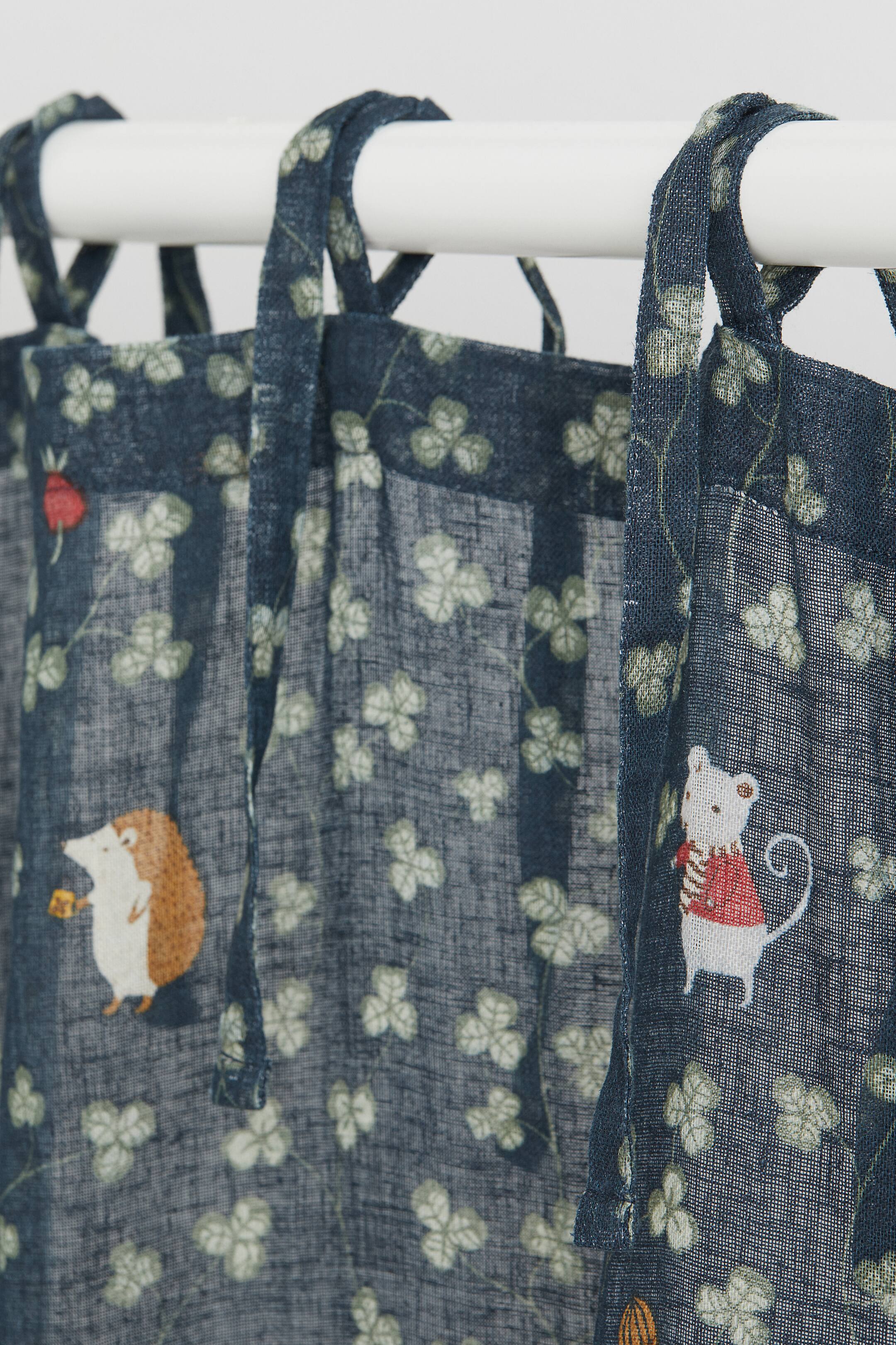 拡大画像を表示: リネンブレンドカーテン 1枚入り - ダークブルー／クローバー - Home All | H&M JP 3