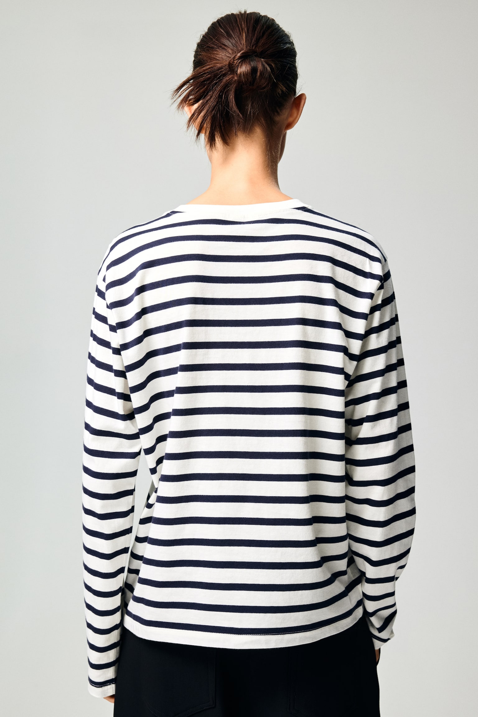 Long-sleeved cotton top - White/Navy blue striped/White/Dark brown/Dark beige/Black/Navy blue - 5