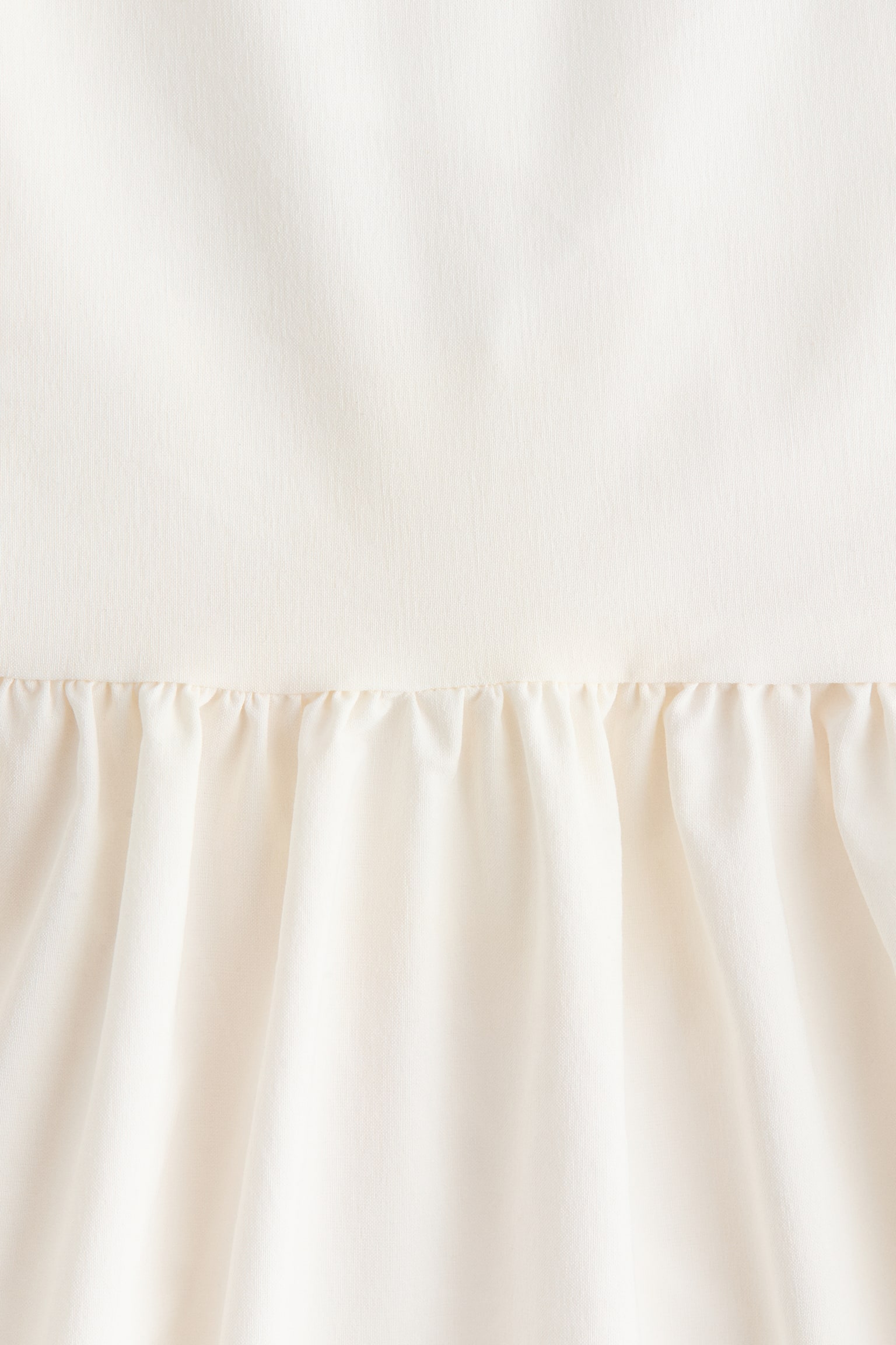 Flared-skirt low-back dress-White - 7