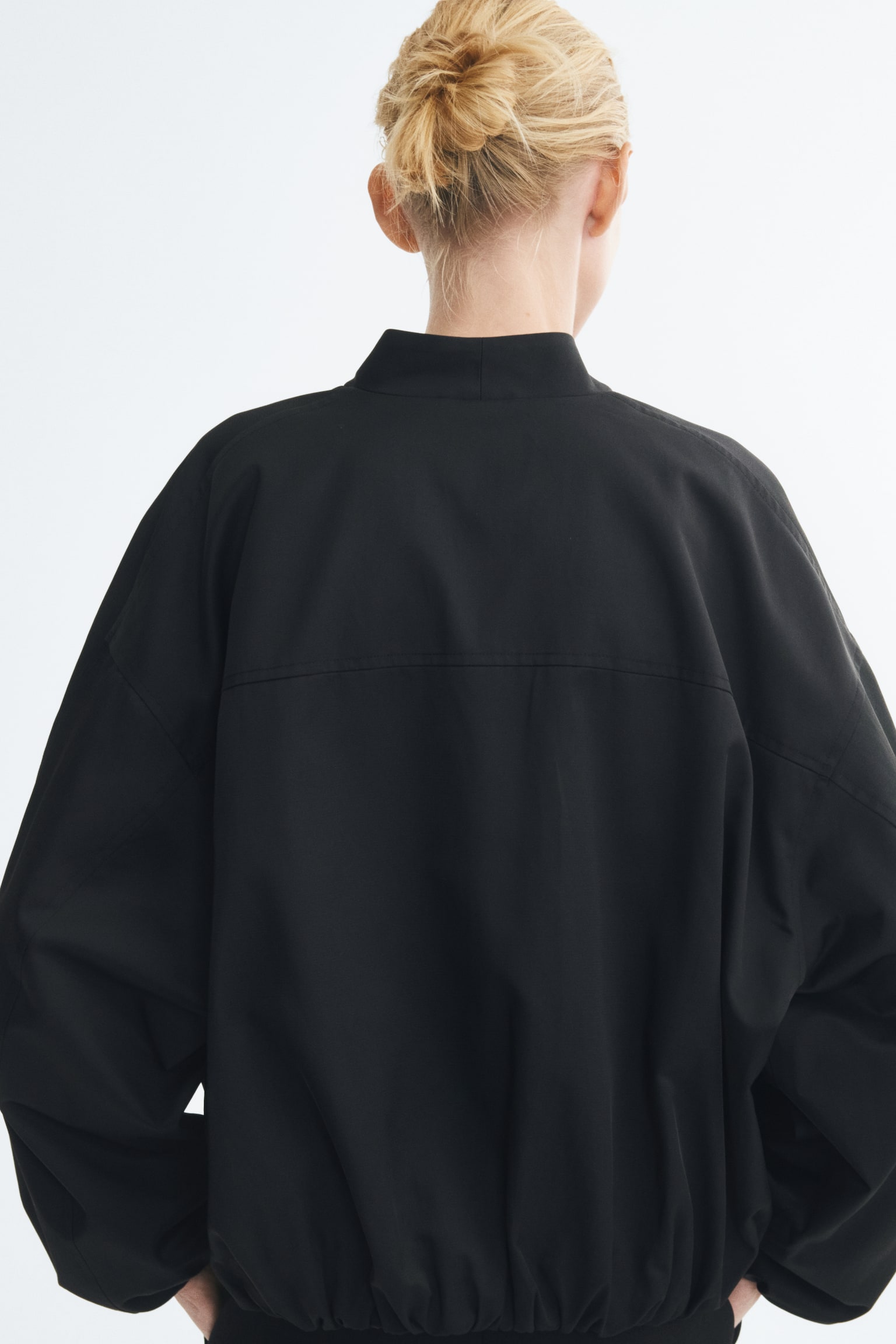 Женская куртка H&M Balloon-Sleeved Wrap, цвет: Чёрный — фото 5
