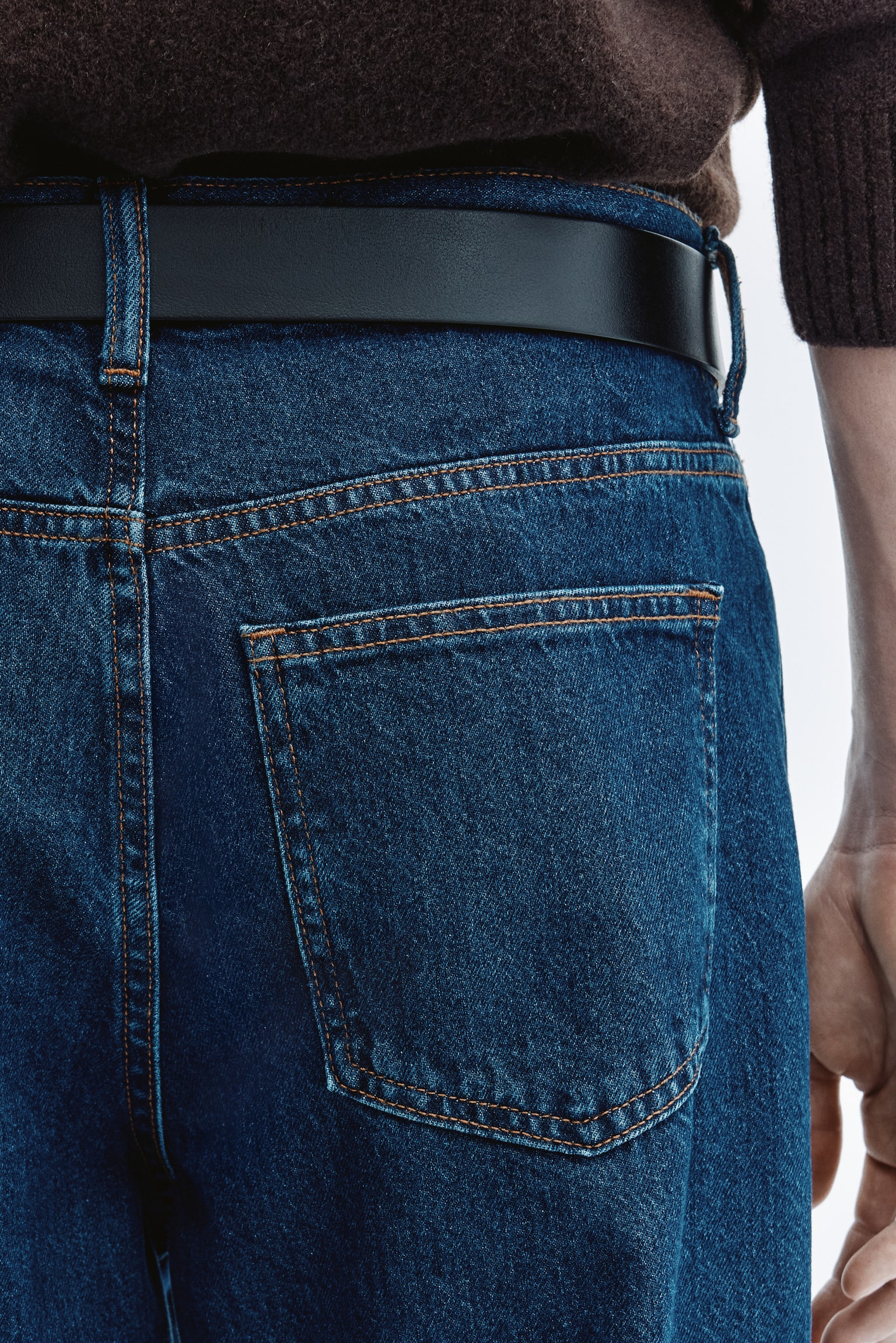 Lässige Jeans - Dunkles Denimblau/Schwarz/Helles Denimblau/Denimblau - 3